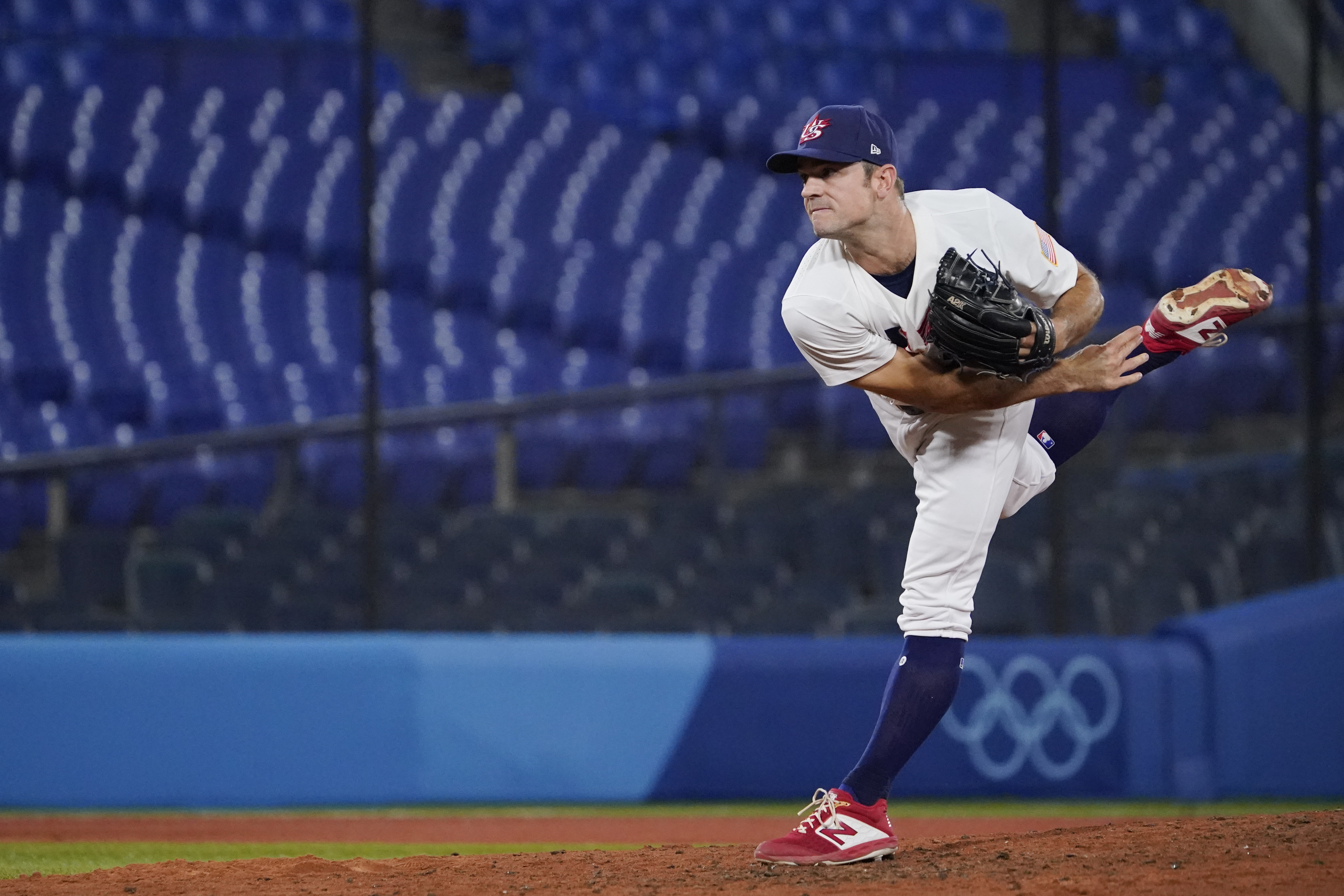 David Robertson goes from Olympics to Tampa Bay Rays 