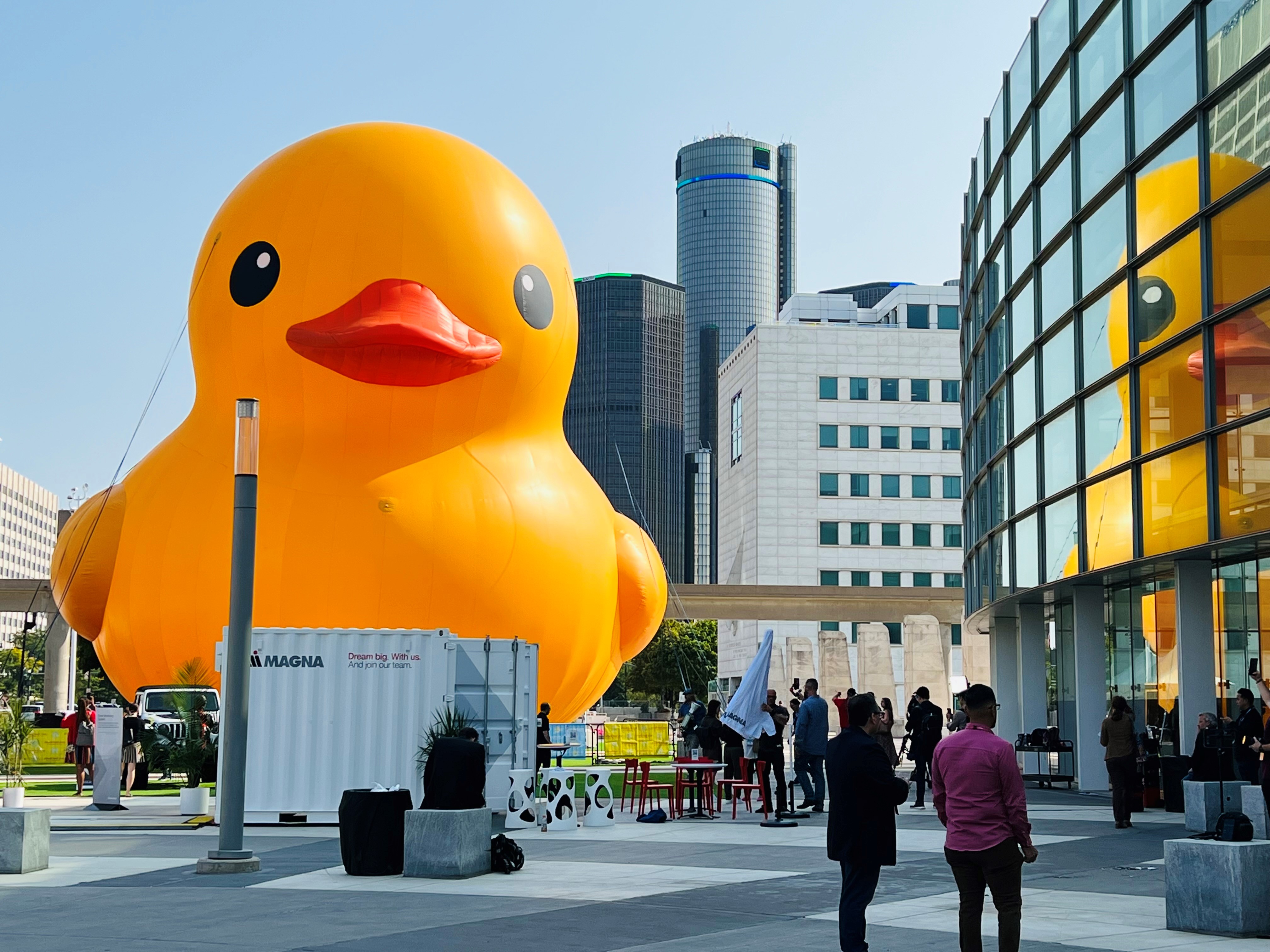 World's largest rubber duck' at Detroit auto show celebrates 'Duck