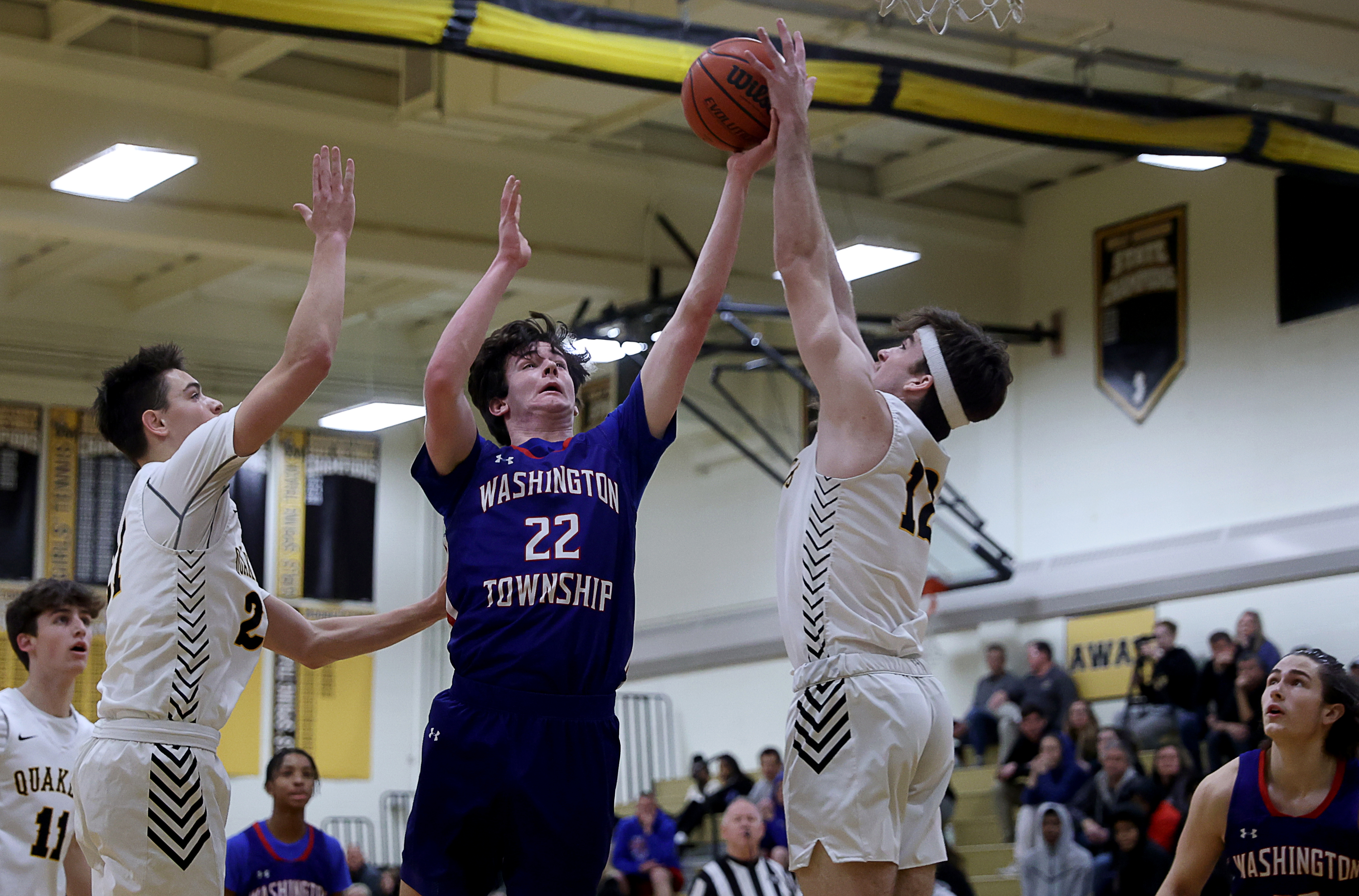 Josh Byrd soars as Moorestown High basketball prevails in Top 15 clash