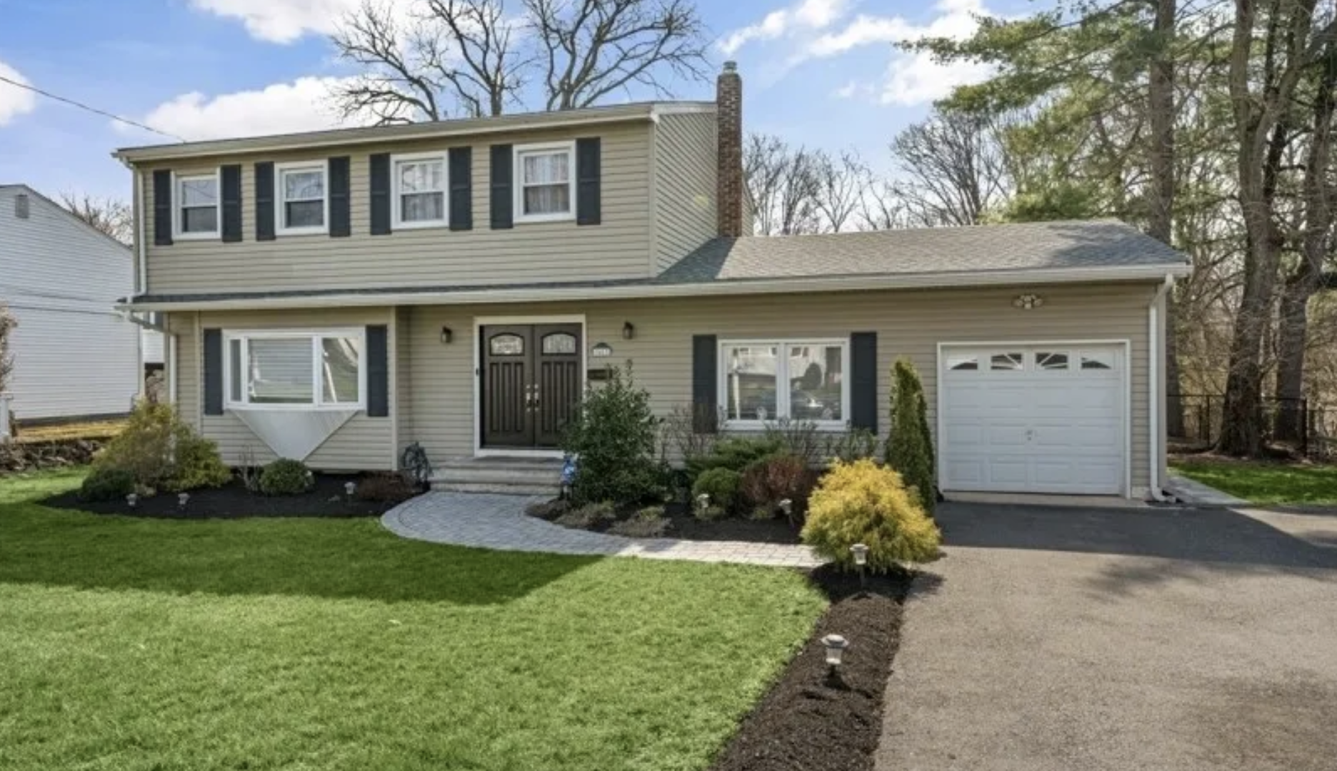 Suburban N.J. home gets 42 offers above its $499K asking price