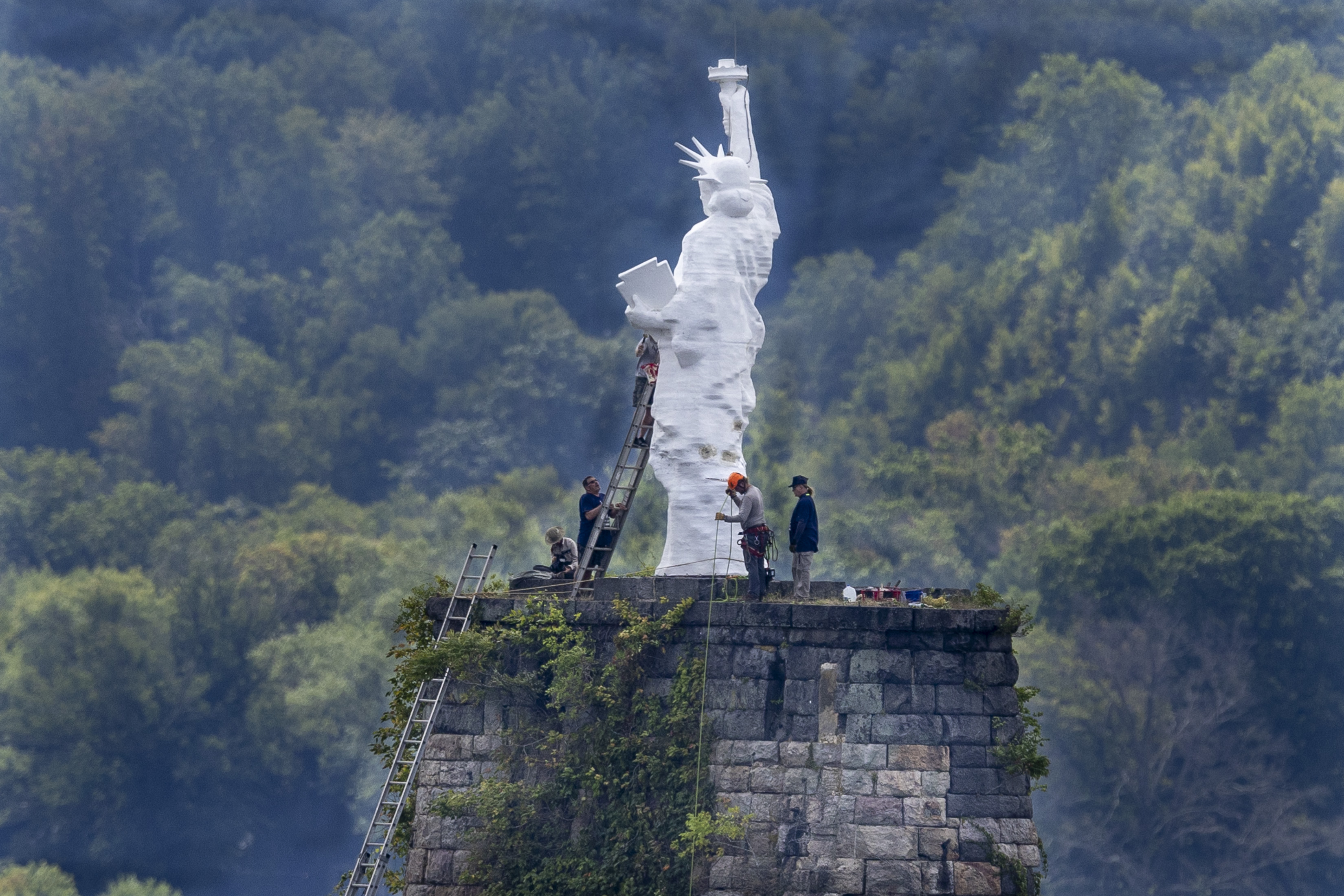 Volunteers clean up Lady Liberty - pennlive.com