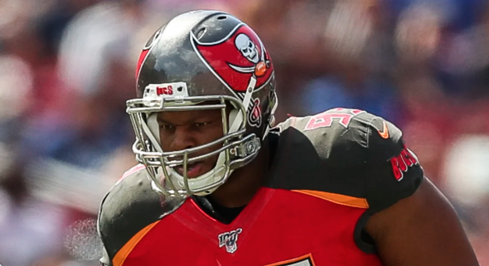 Bucs keeping defense together, re-sign Suh for $8 million