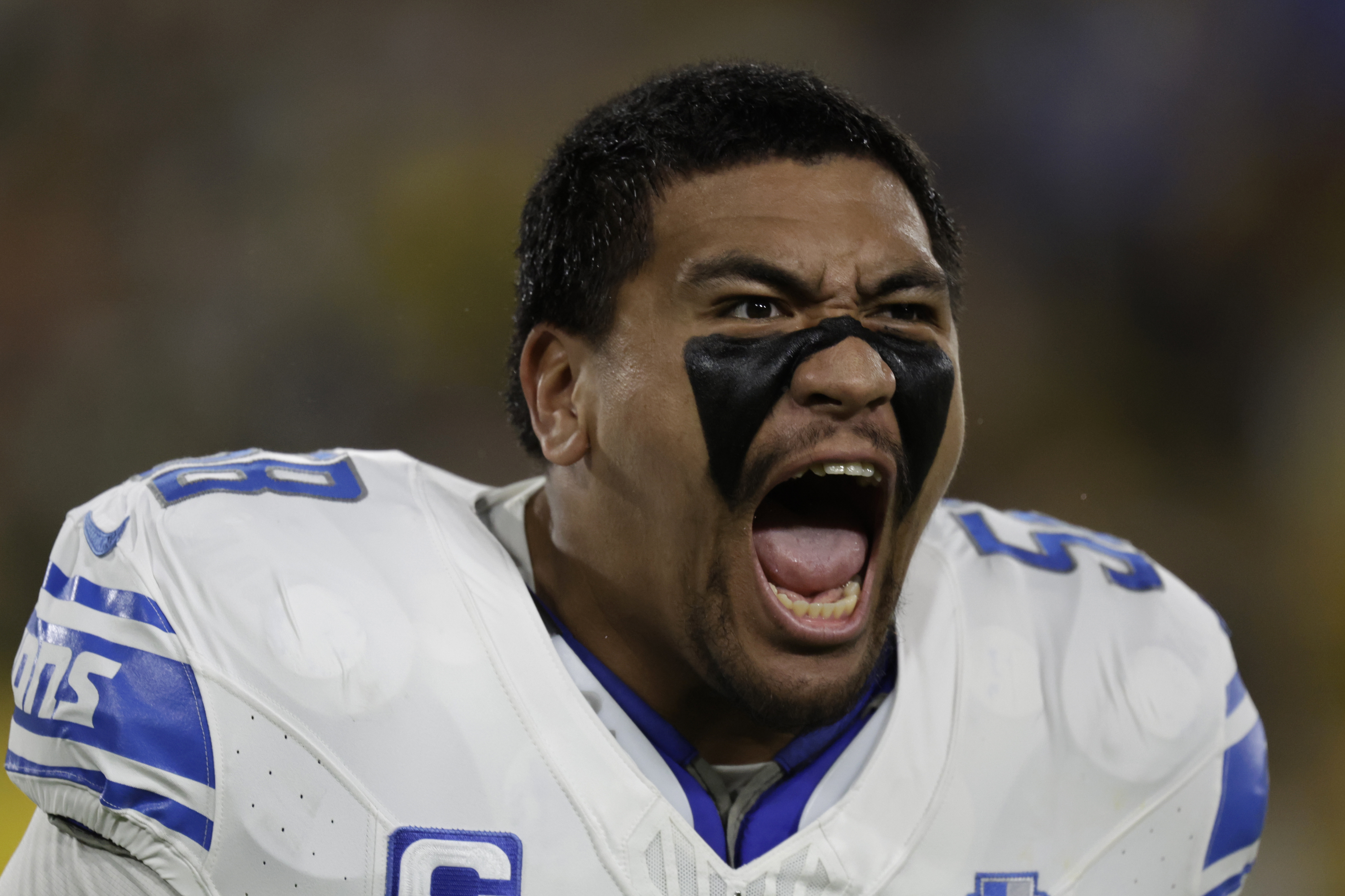 Watch: Detroit Lions' OT, former Oregon Ducks' star Penei Sewell's