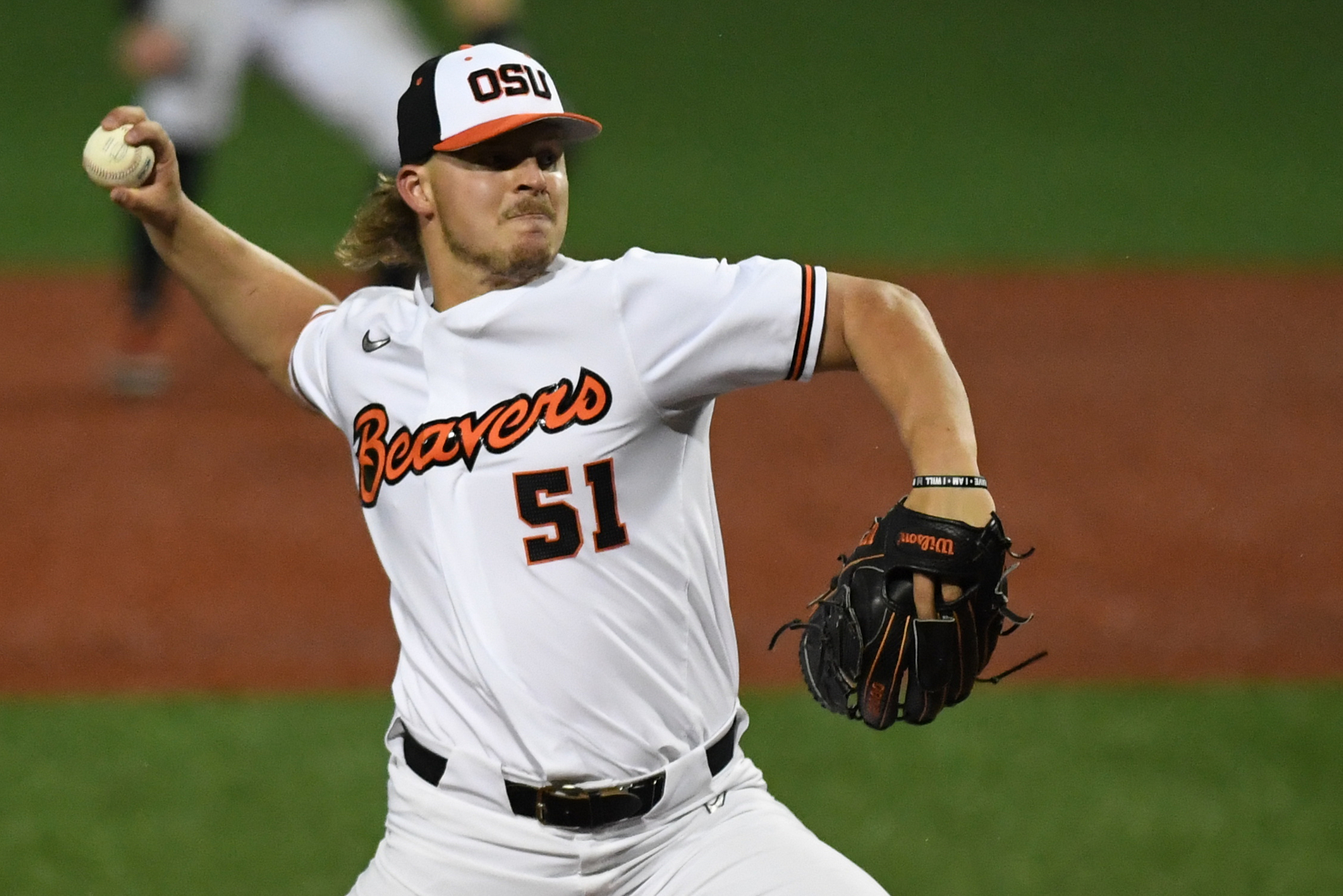 Baseball recap: Ducks extend win streak to 10 with big win over Pilots