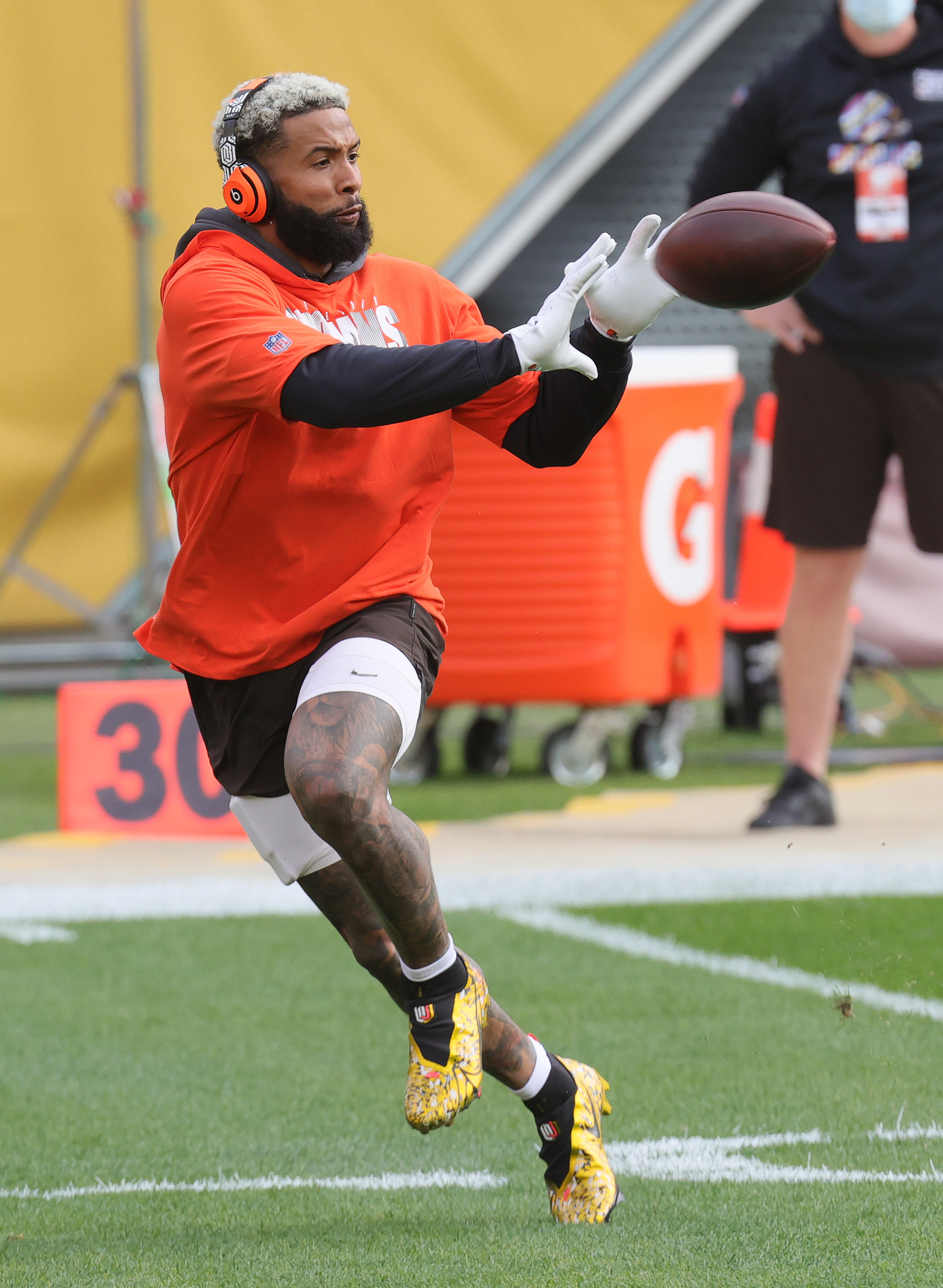 Browns' Odell Beckham throws sideline temper tantrum during blowout loss to  Steelers 