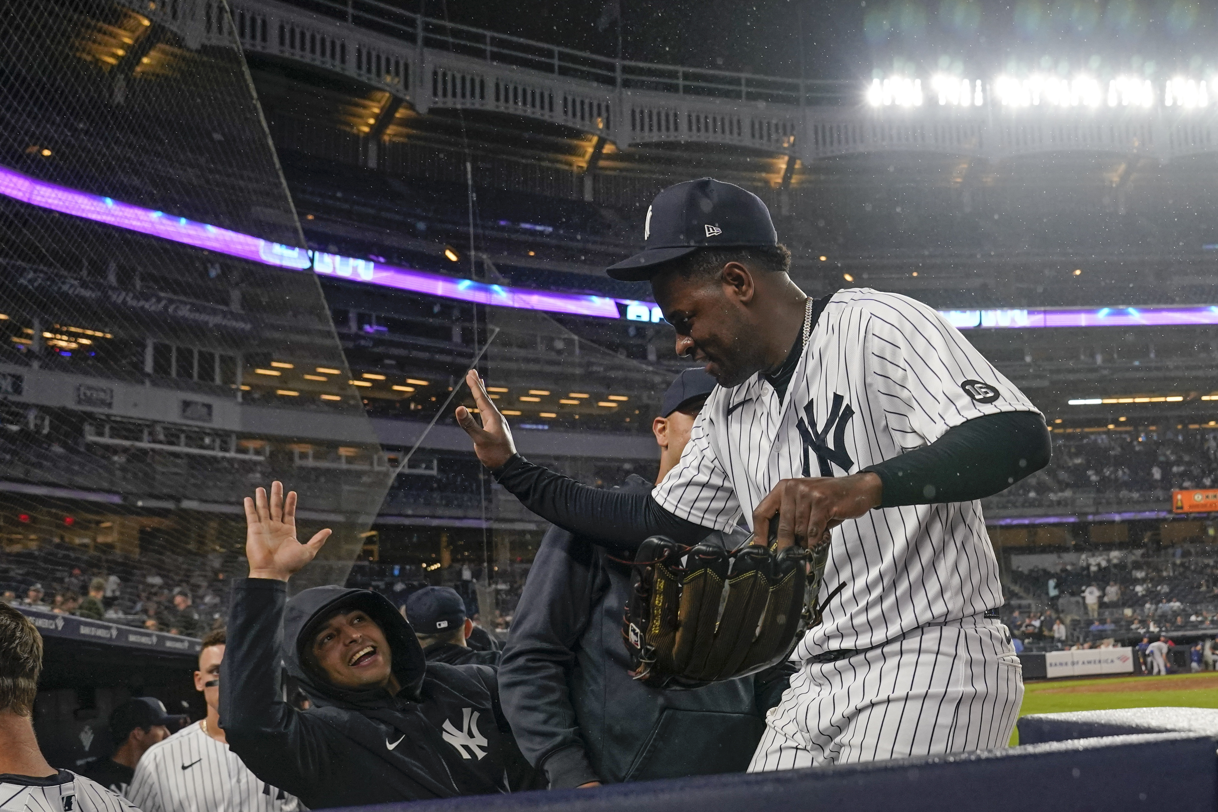 Luis Severino takes mound for Yankees in crucial ALDS Game 3