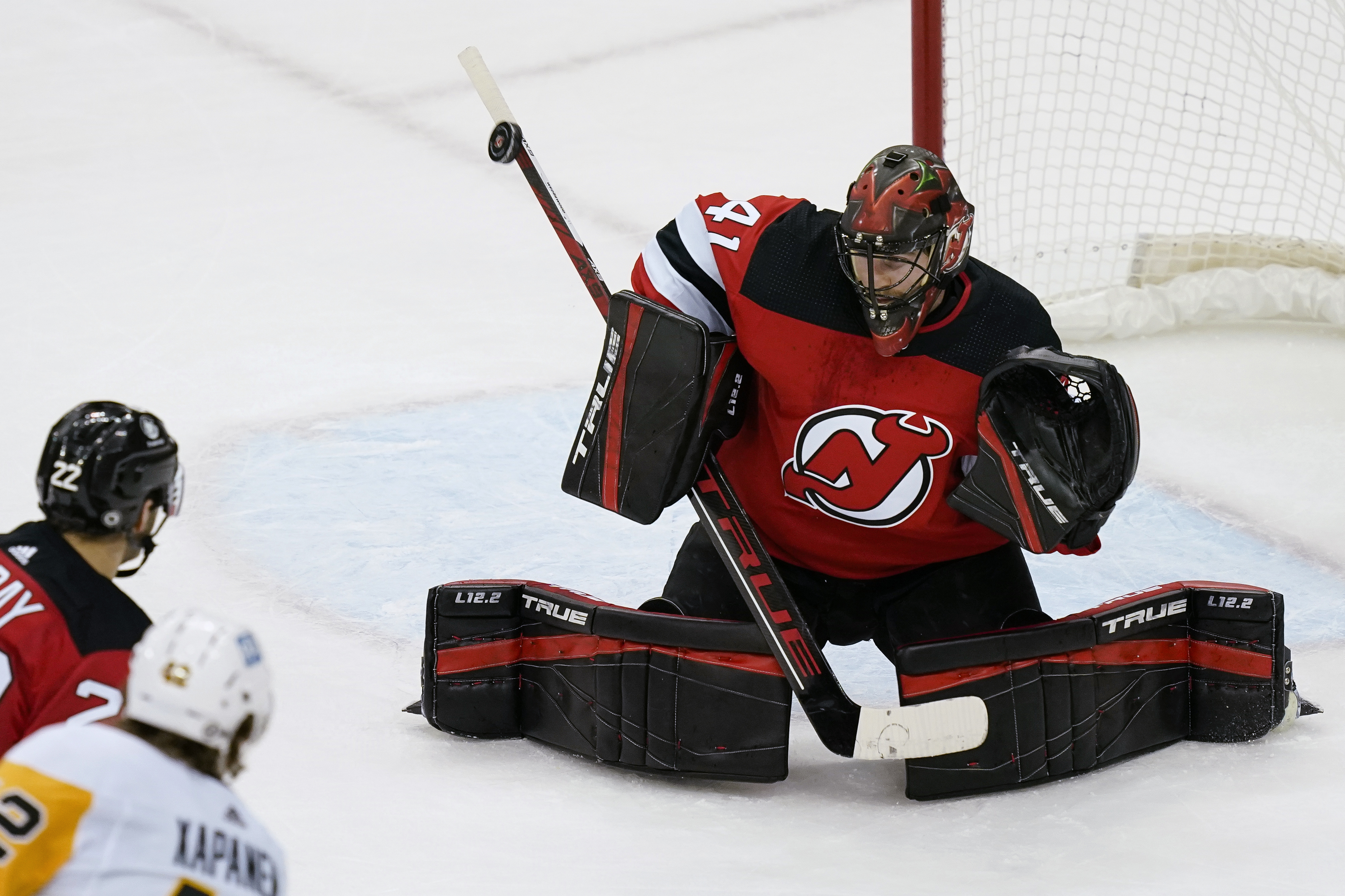Devils goalie prospect Scott Wedgewood continues his steady progress after  injury – Trentonian