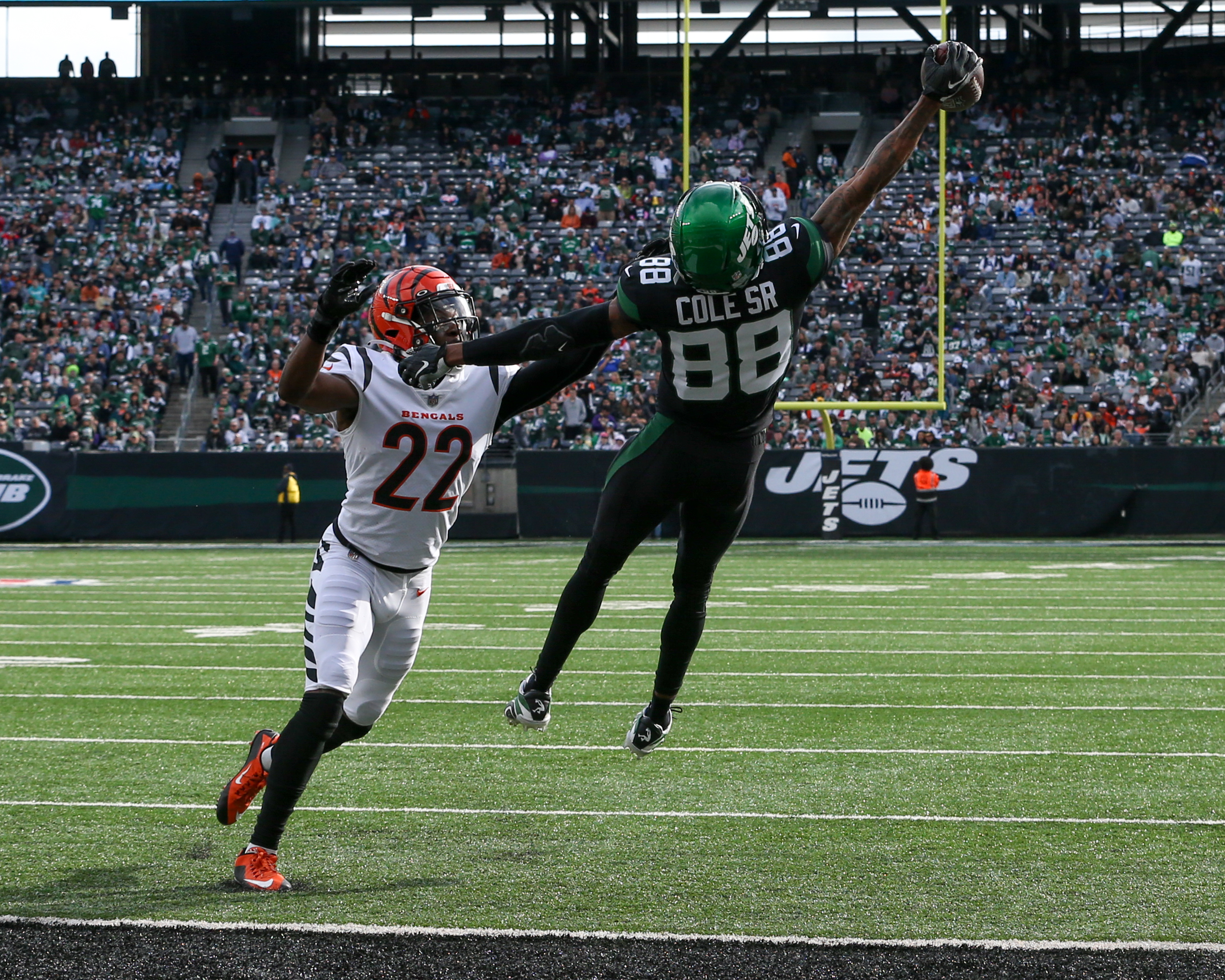 Tyler Kroft's touchdown catch gives Jets late lead against Bengals