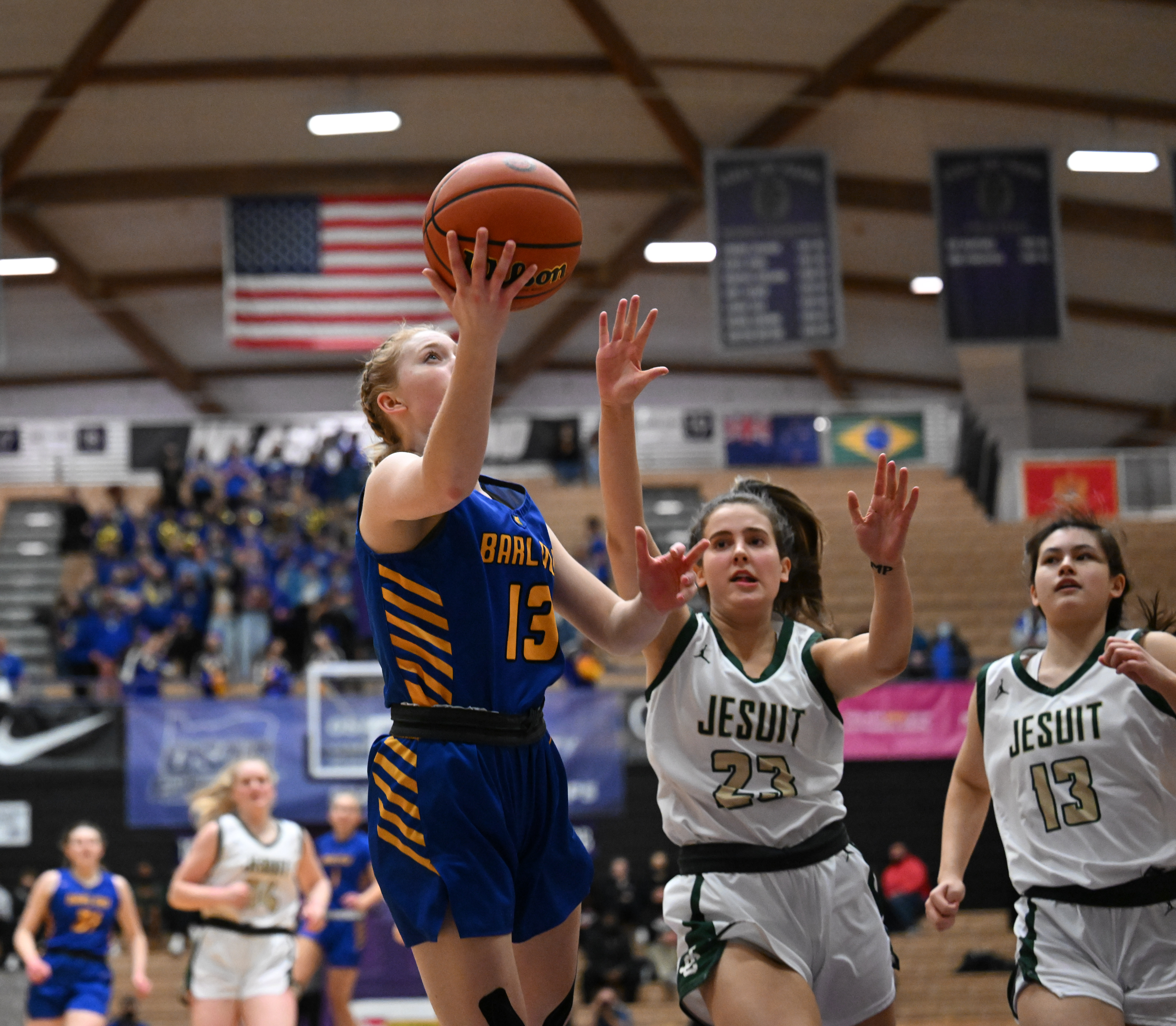 OSAA 6A girls basketball: Jesuit vs Barlow 