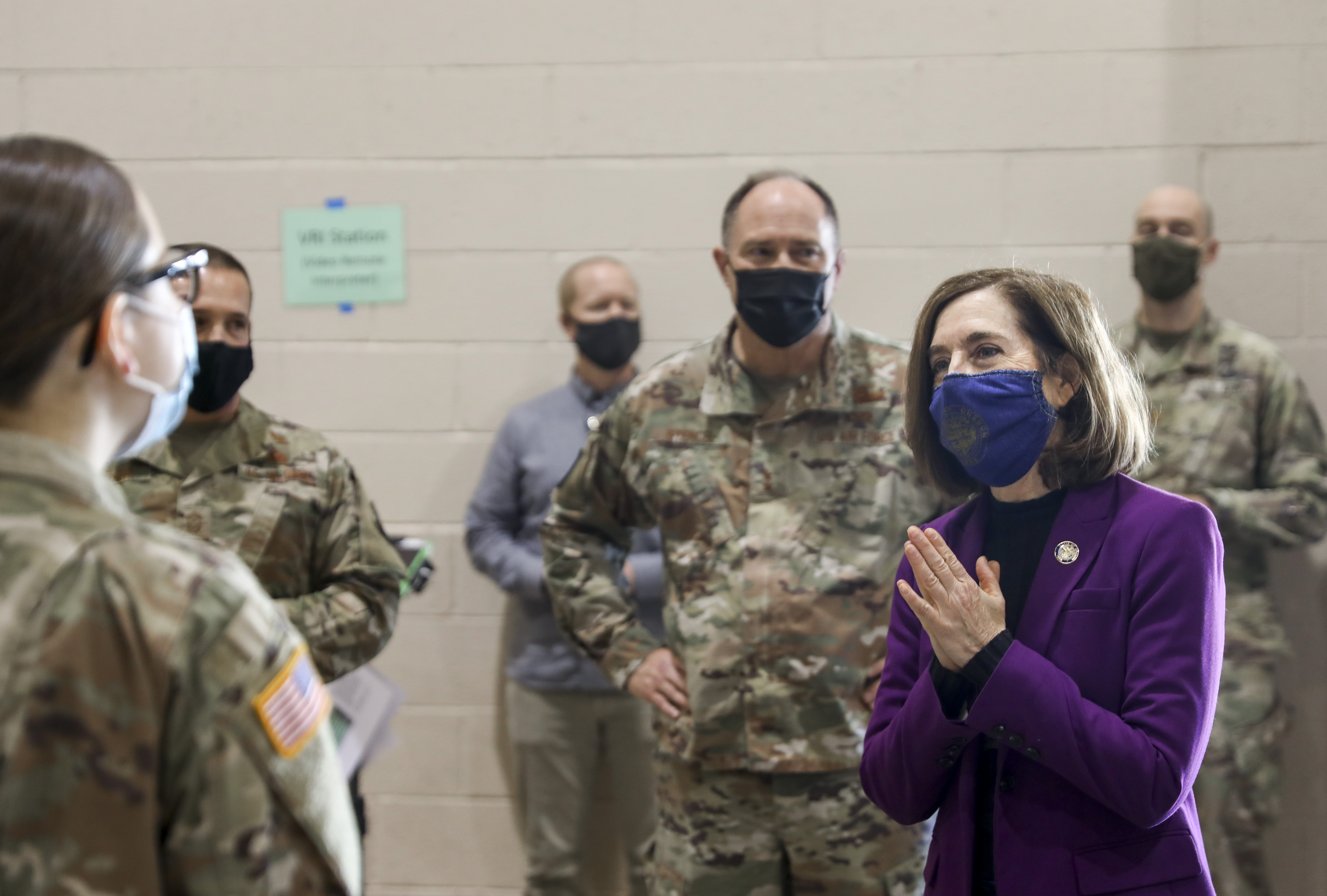 Gov. Brown visits vaccination clinic at Oregon State Fairgrounds ...