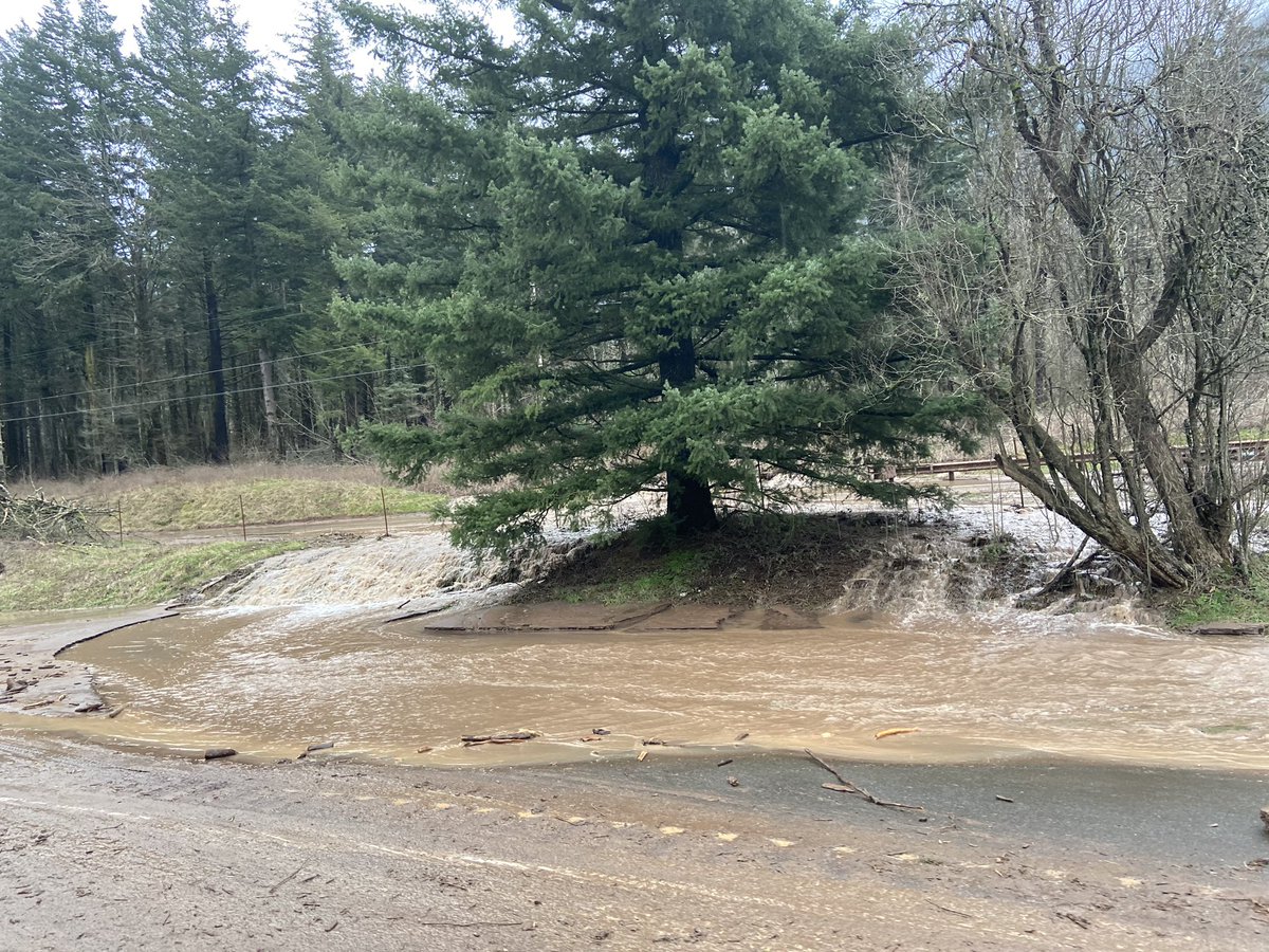 Landslides and flooding in Portland metro area, Columbia River