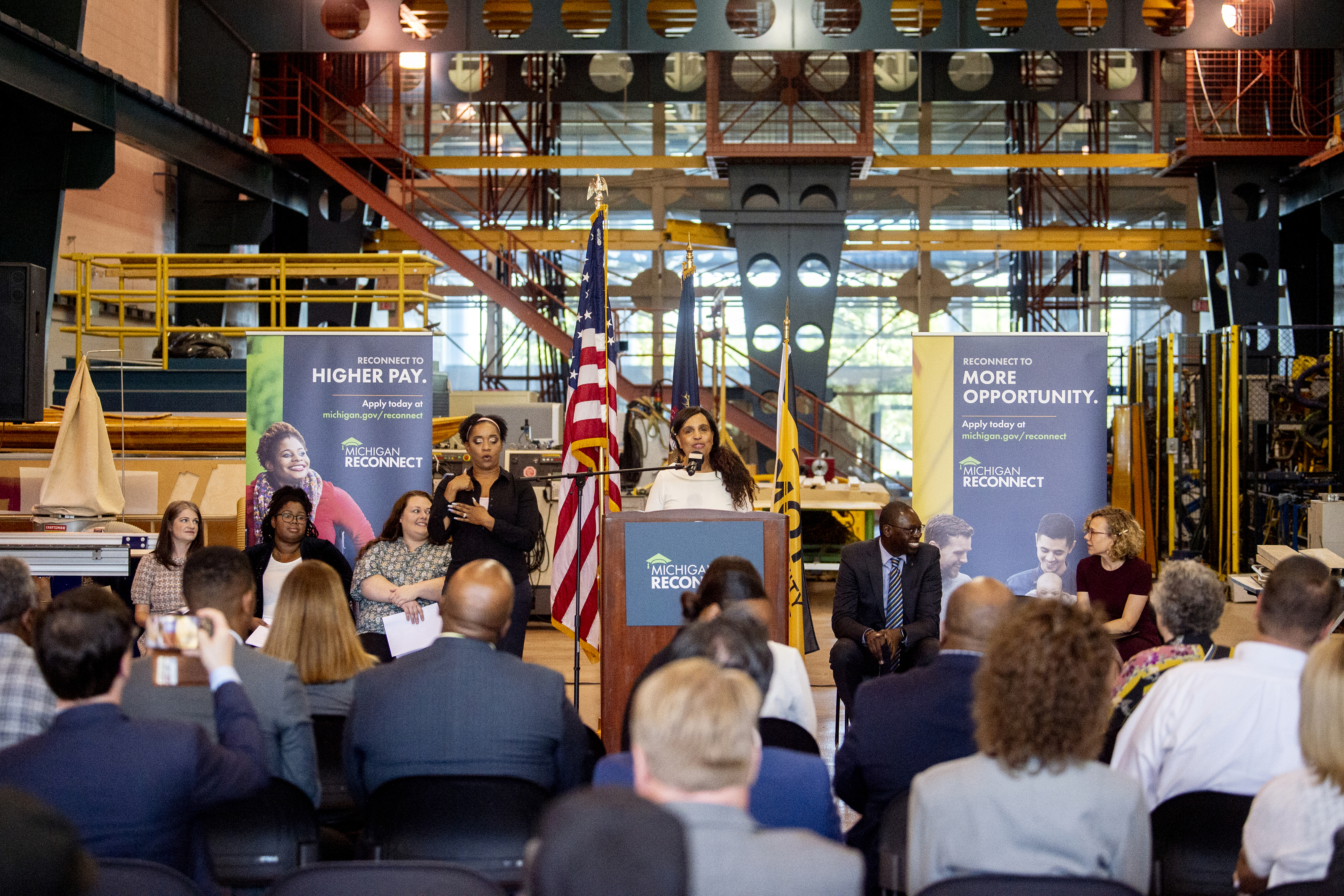 Lt. Gov. Gilchrist highlights Michigan Reconnect program at Mott ...
