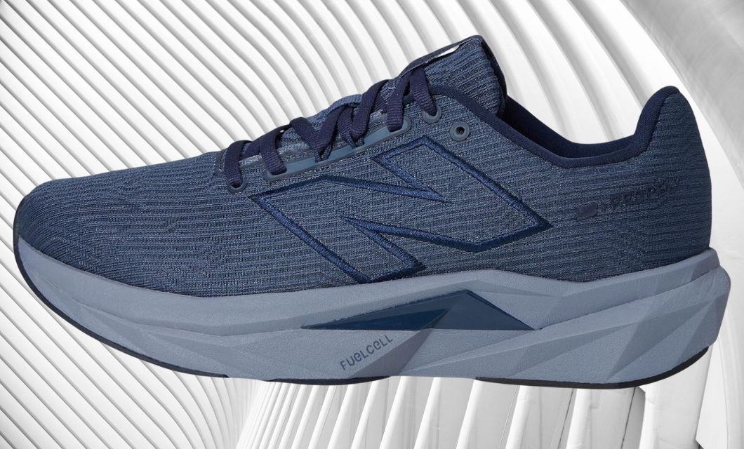 Zappos is offering a major deal on the New Balance FuelCell Propel