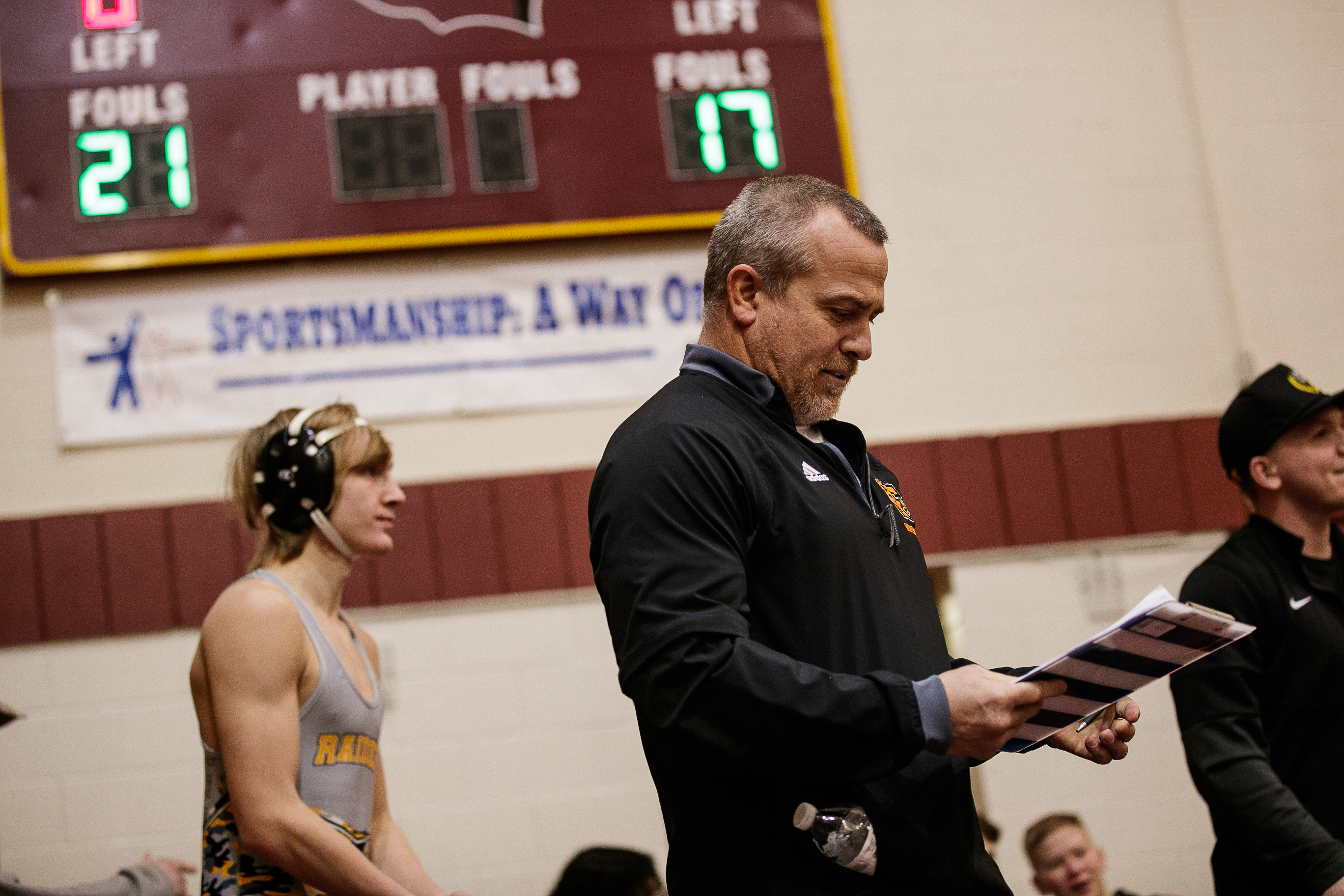 Davison High School wrestling hosts Division 1 District Wresting ...