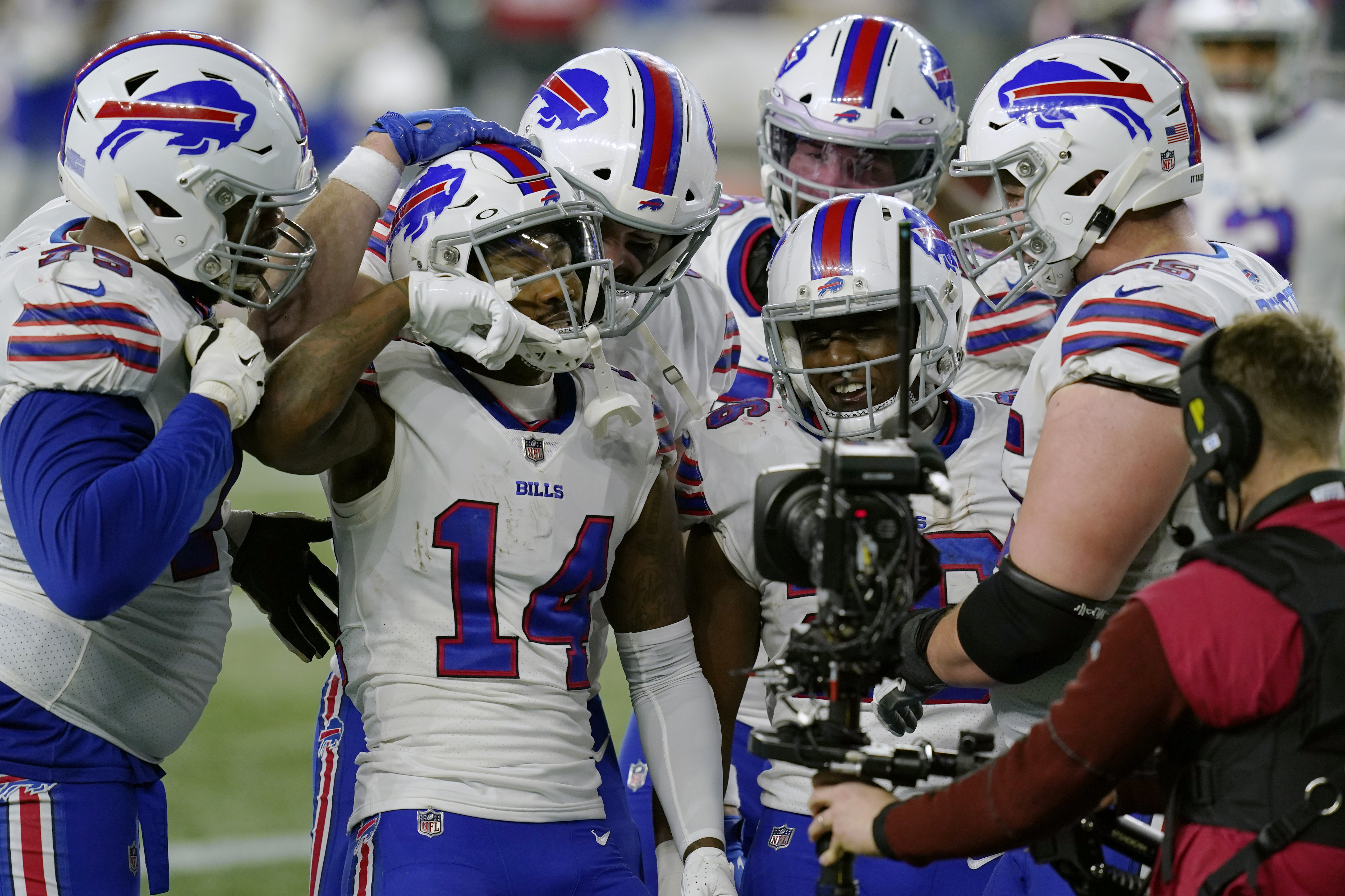 How to watch Buffalo Bills vs. New England Patriots on Monday Night Football:  Time, TV channel, free live stream info 