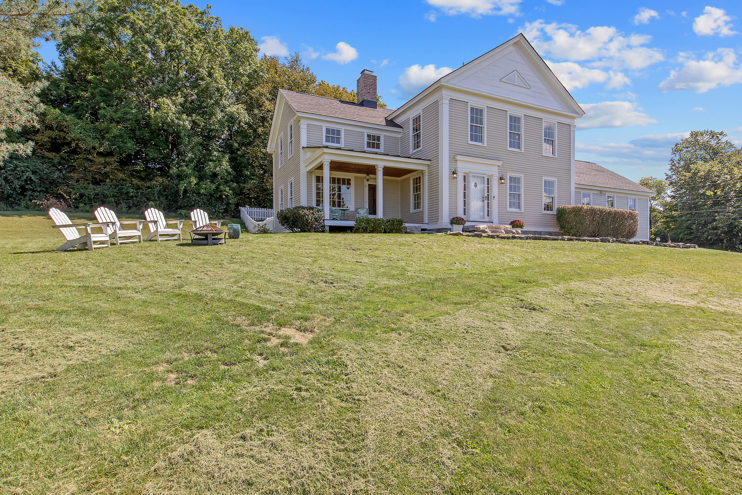 Onondaga Hill home replicates 19th century New England farmhouse