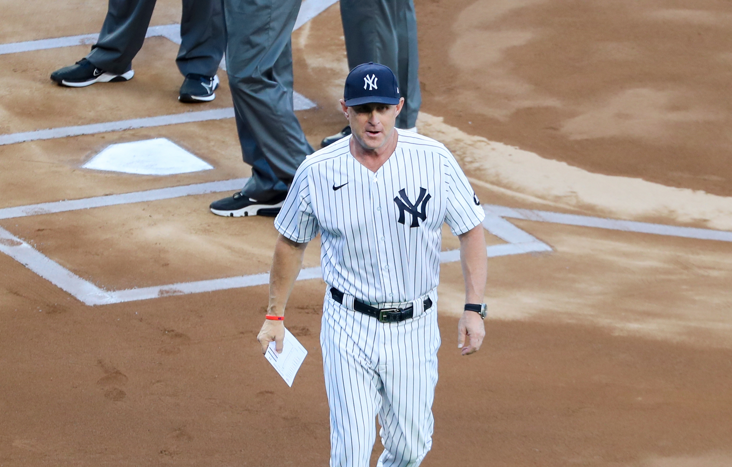 Benches clear twice in Red Sox-Yankees; 3 players, 1 coach ejected