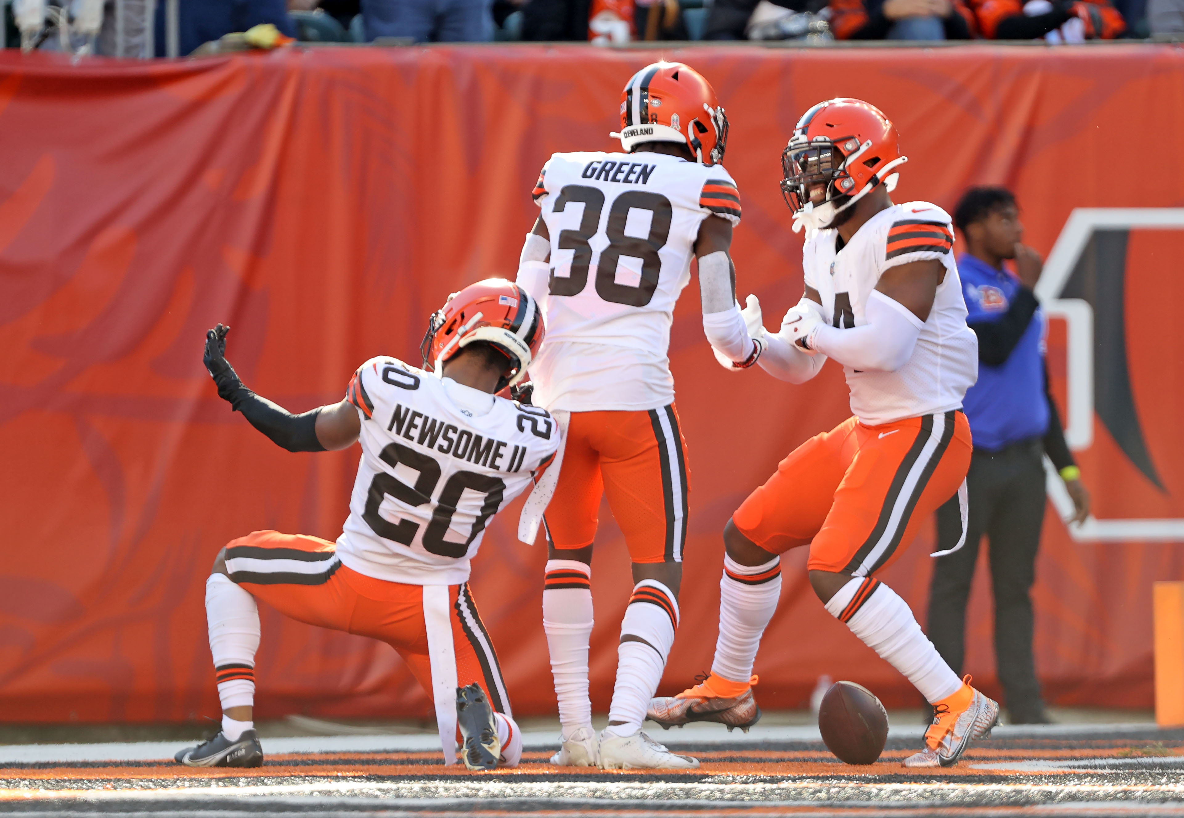 Cleveland Browns Defense Vs. Cincinnati Bengals, November 7, 2021 ...