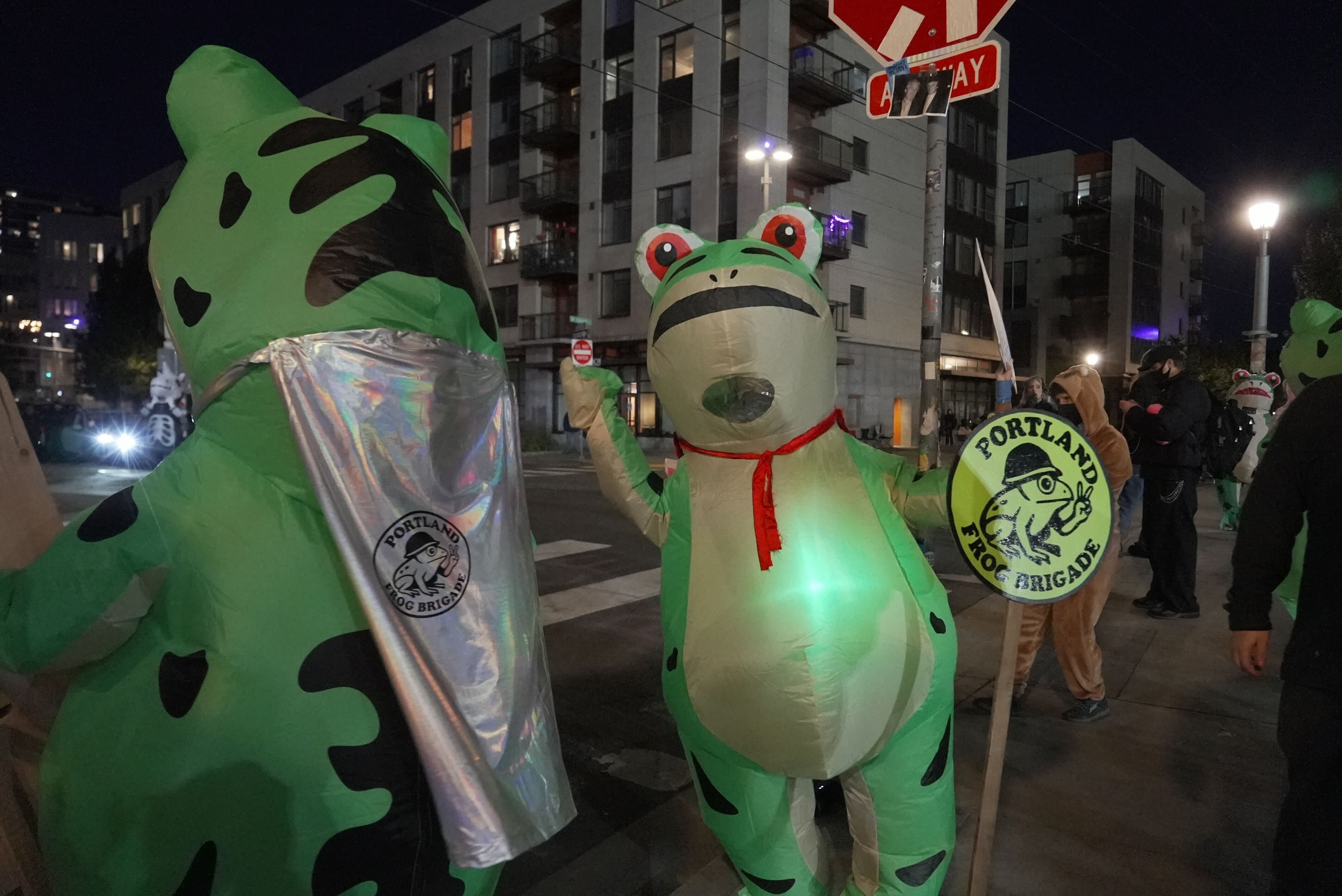 Protests Inflatable Oregon ICE protest inflatables - oregonlive.com