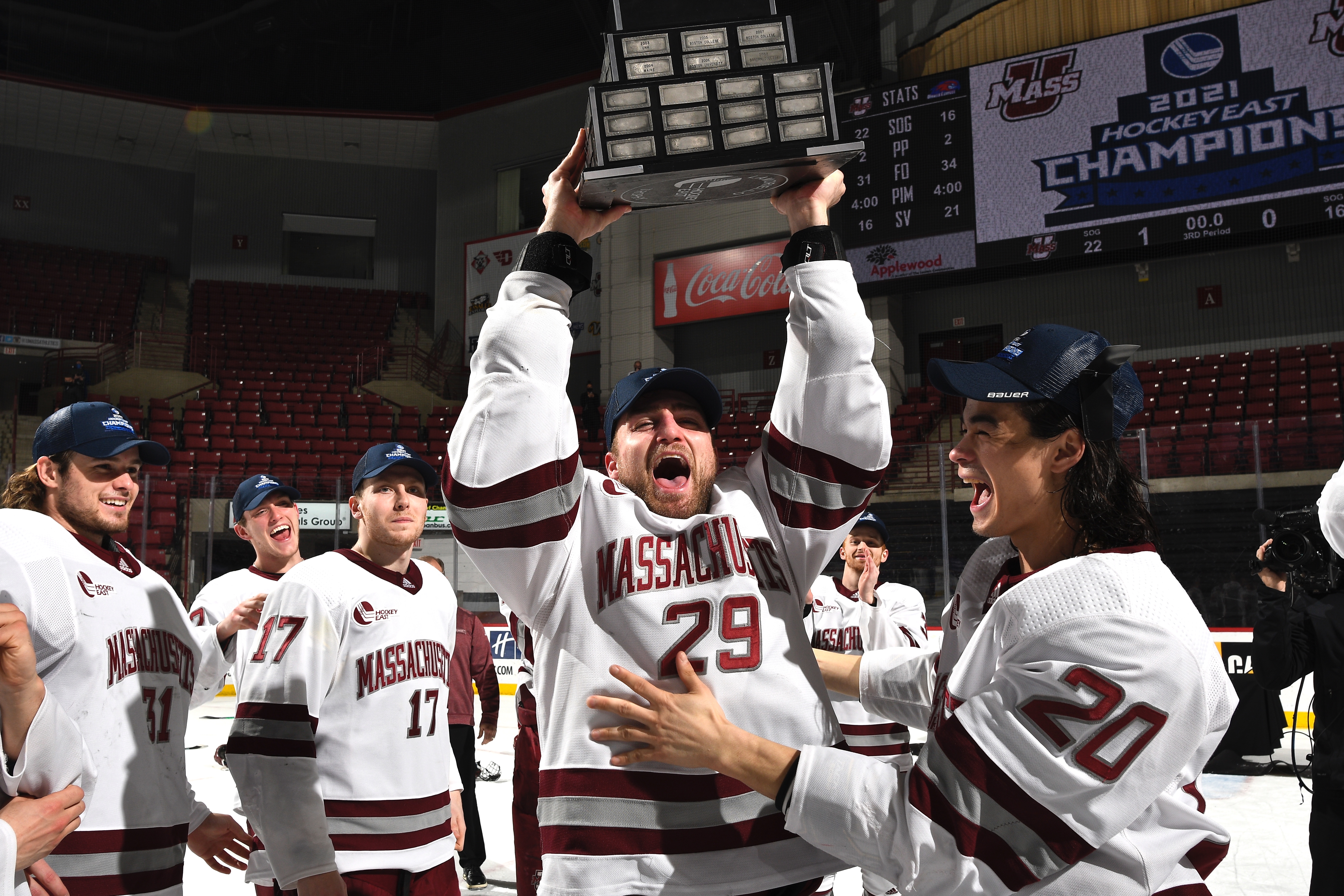 UMass, AIC in NCAA Hockey Tournament Live stream, TV channel, how to watch selection show (Sunday., March 21)