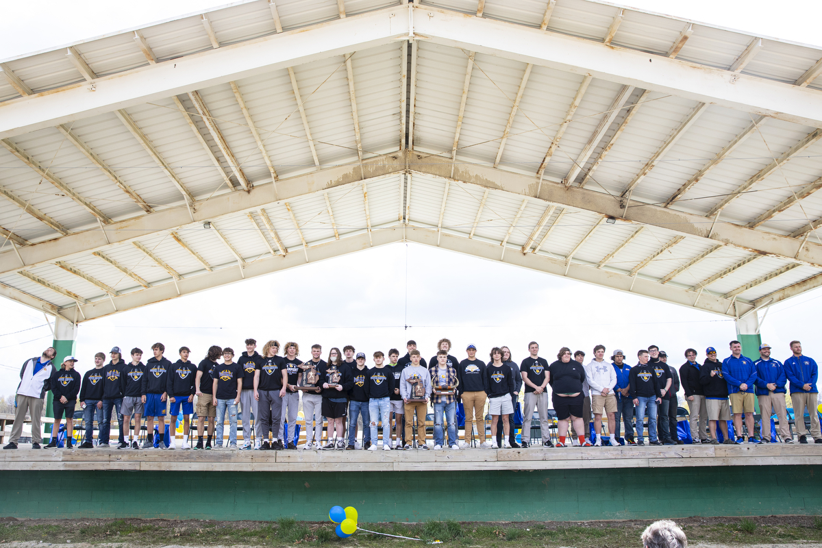 Centreville football celebrates D8 state championship with ring