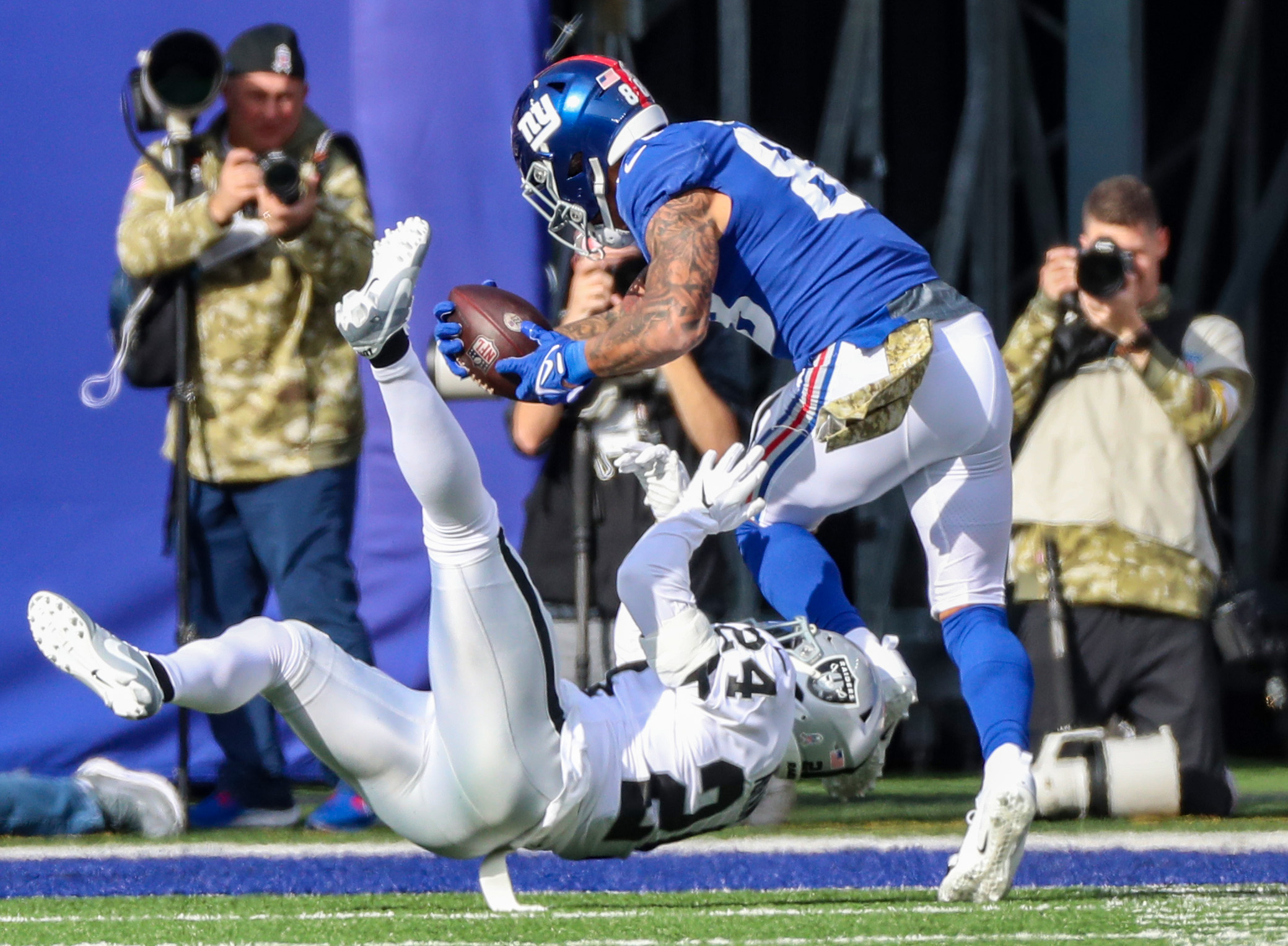 Giants upset Raiders for impressive win at MetLife Stadium (PHOTOS) 