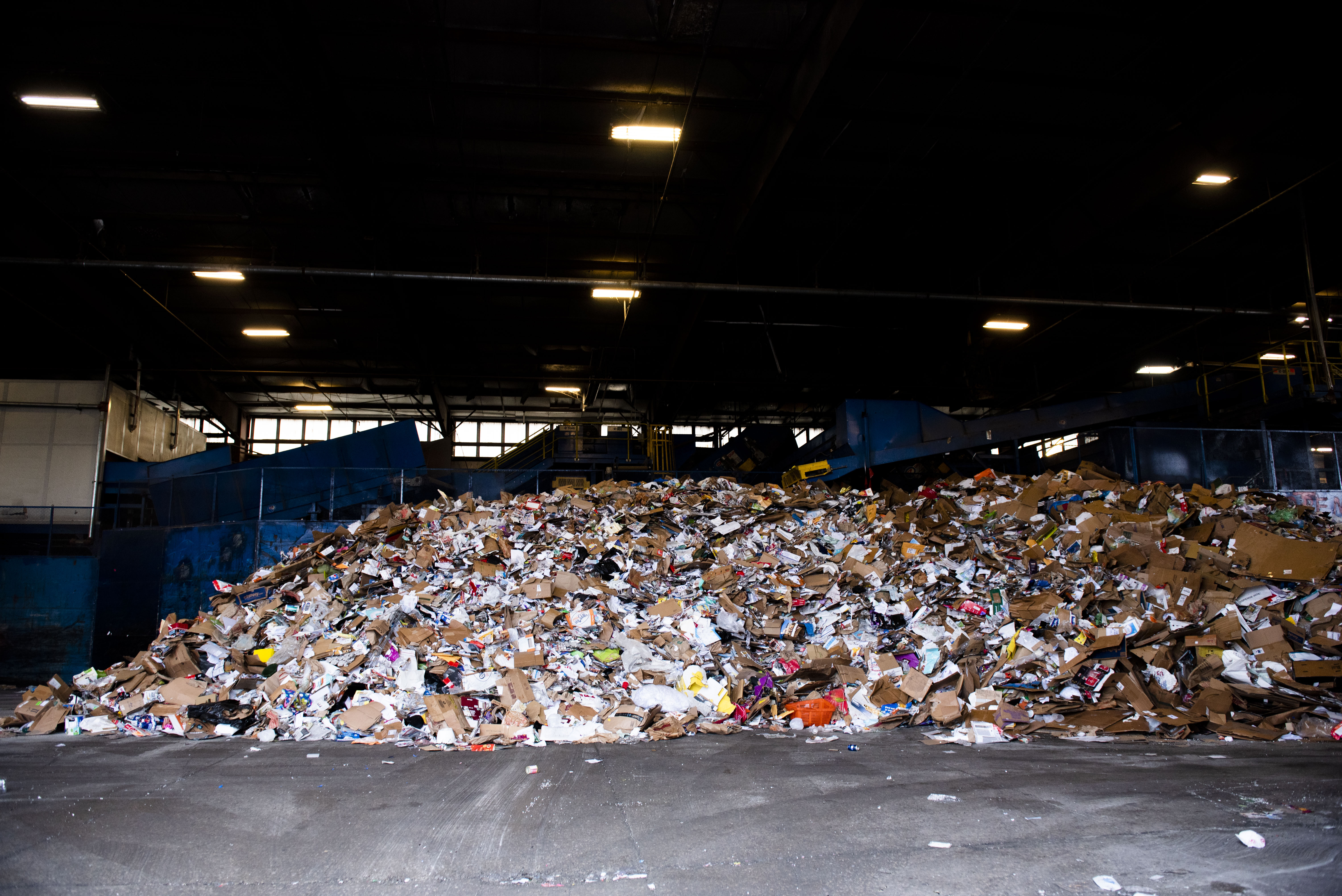 Ann Arbor opening new recycling plant. Here's what not to put in curbside  bins. 