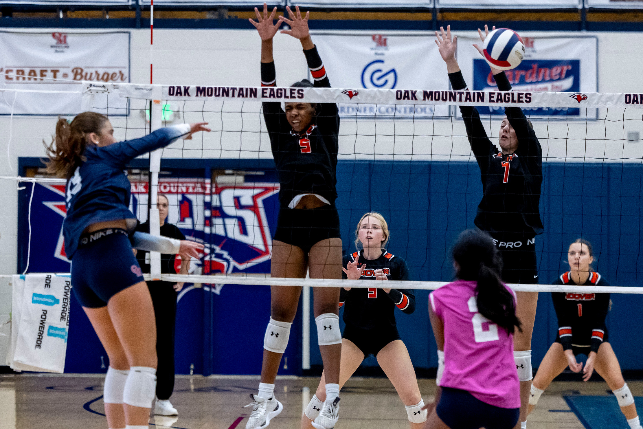 Oak Mountain Hosts 7A Area 6 Volleyball Tournament - al.com
