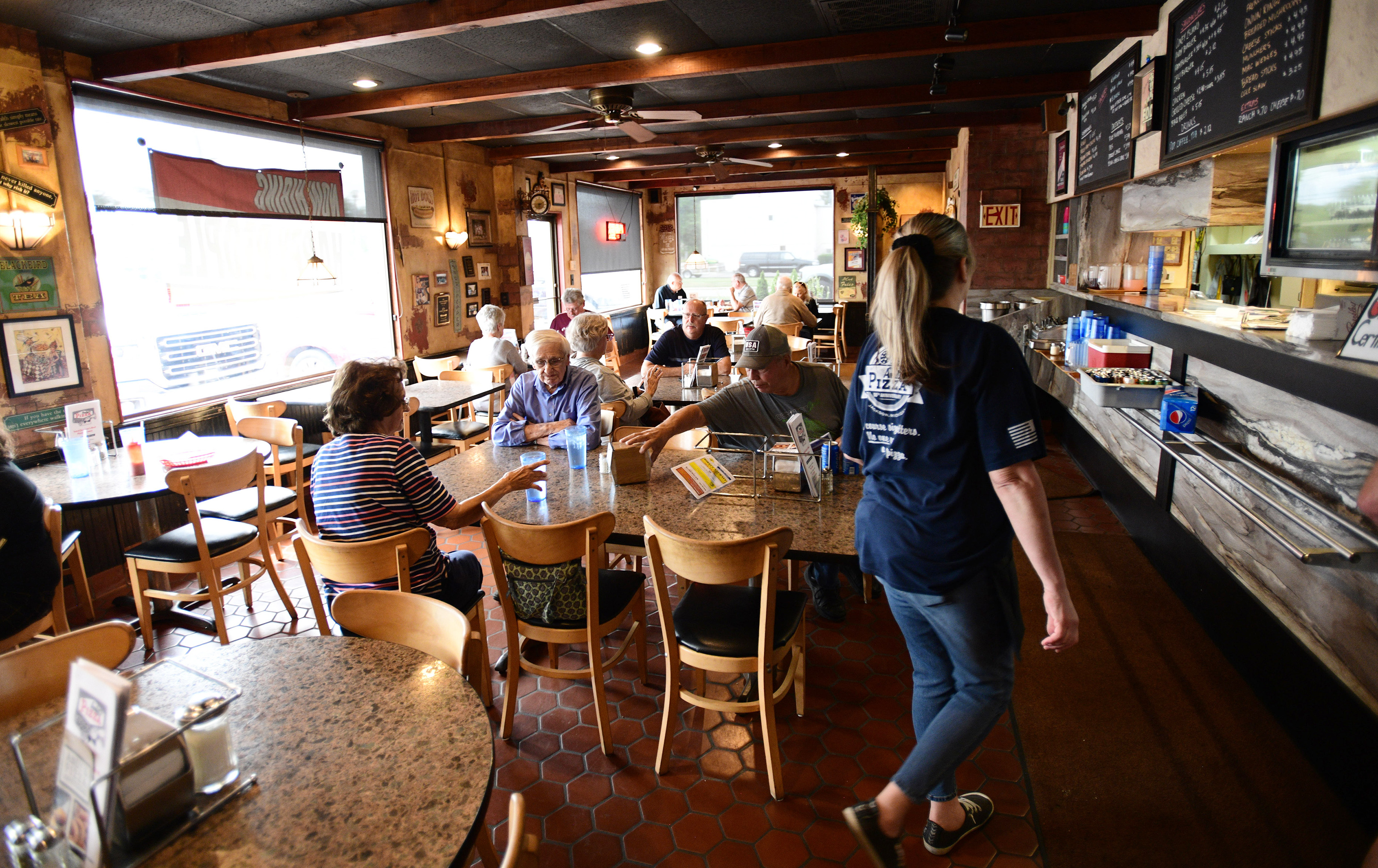 Andy adidas-ZX-8000-Consortium-Cup-