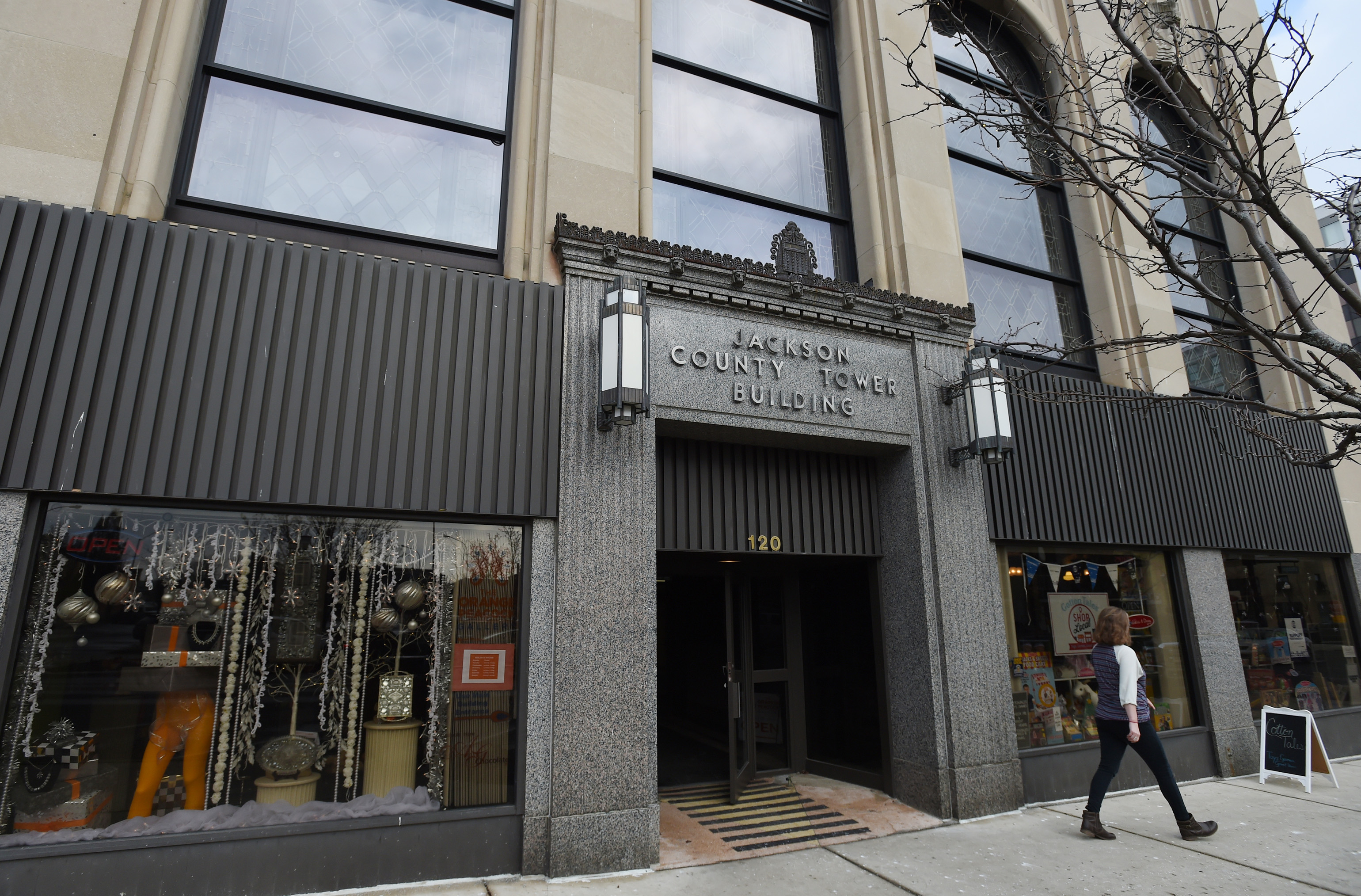 COVID-19 restrictions limit walk-ins at Jackson County departments -  mlive.com