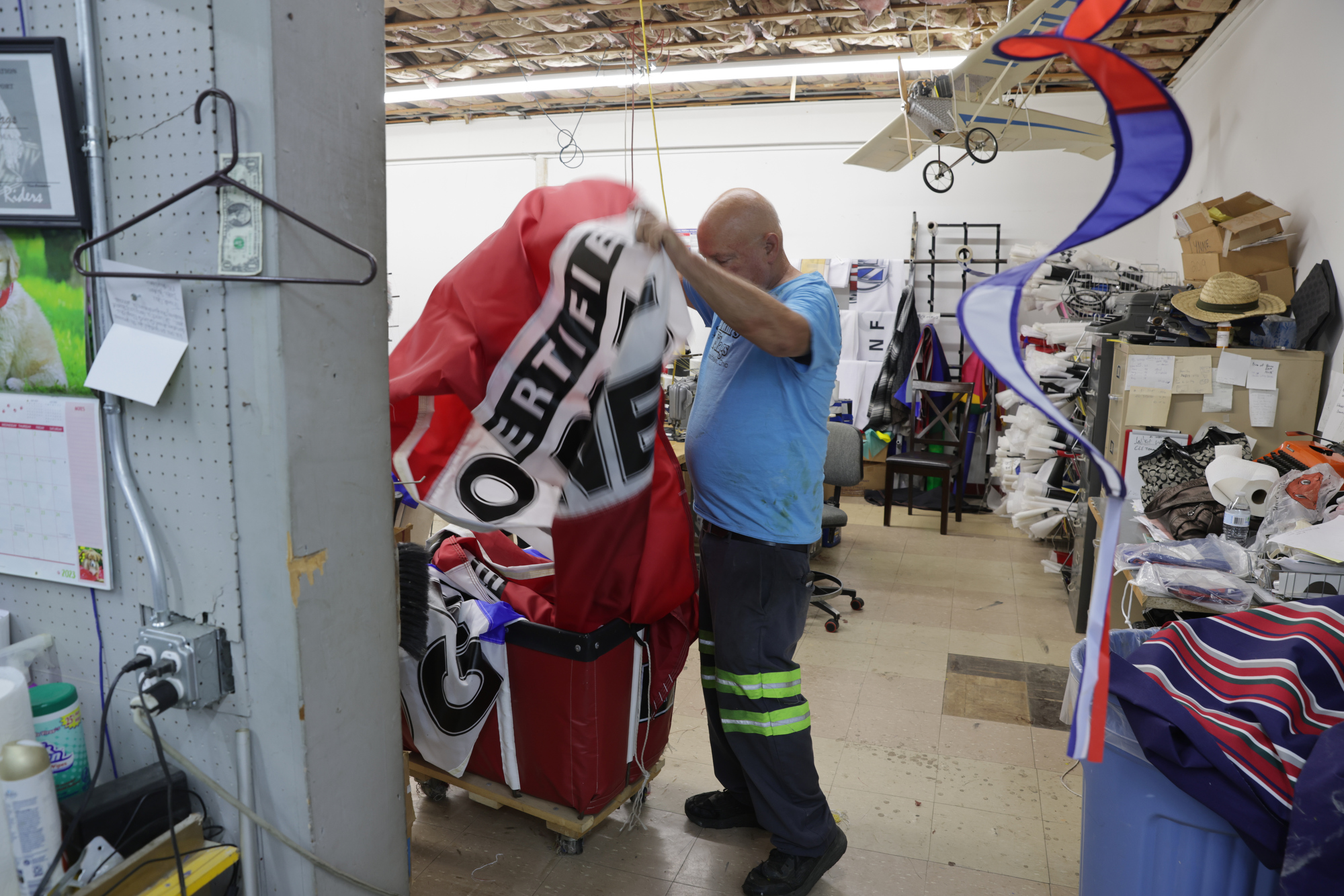Quinn's Flags in Eastlake