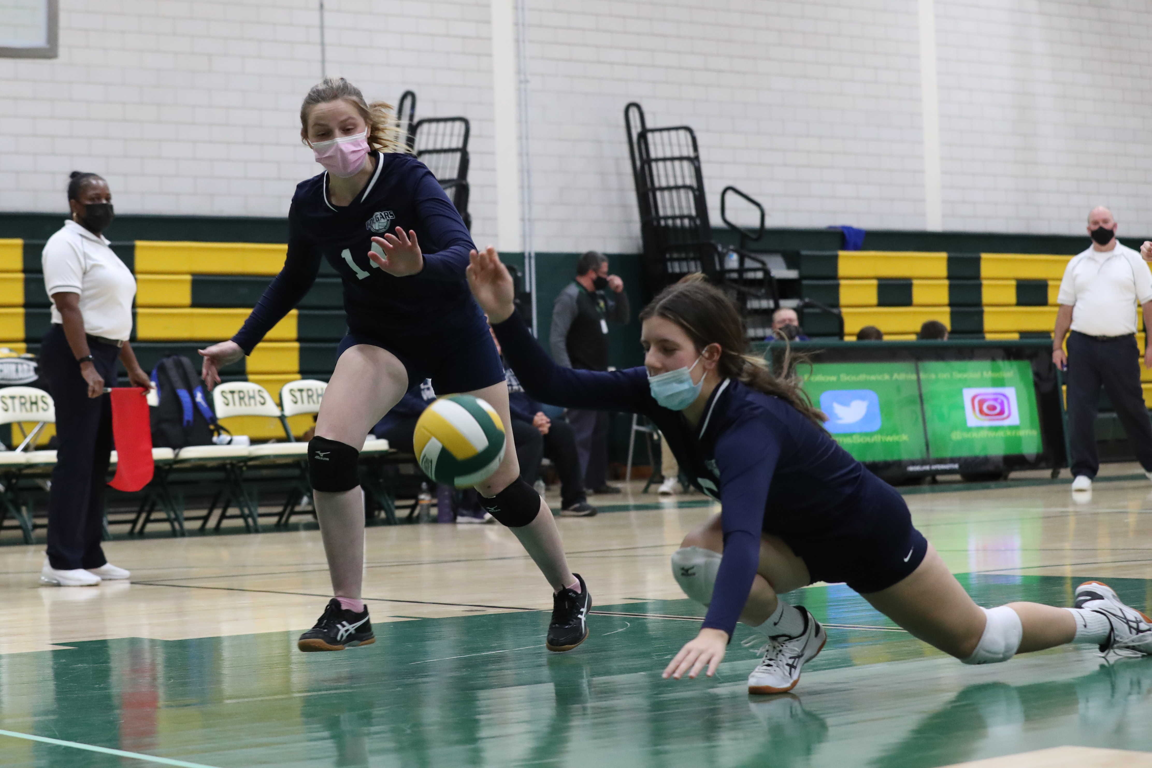 No 30 Southwick Girls Volleyball Defeats No 35 Calvary Chapel Academy In Straight Sets Advances To Div V First Round 31 Photos - Masslivecom