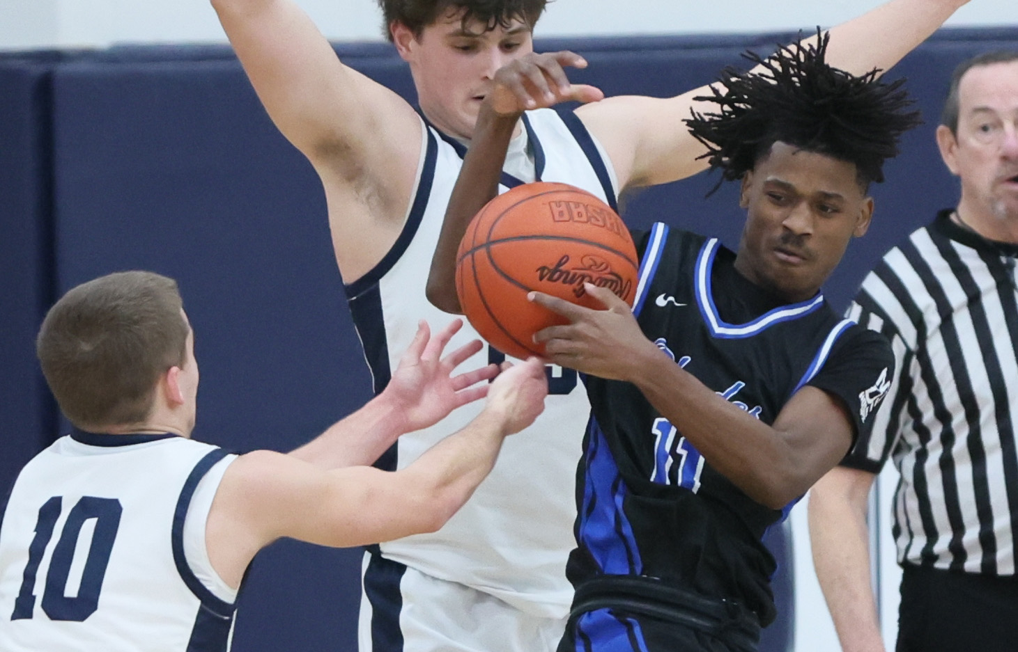 High school boys basketball: Hudson vs. Rhodes, February 26, 2026 ...