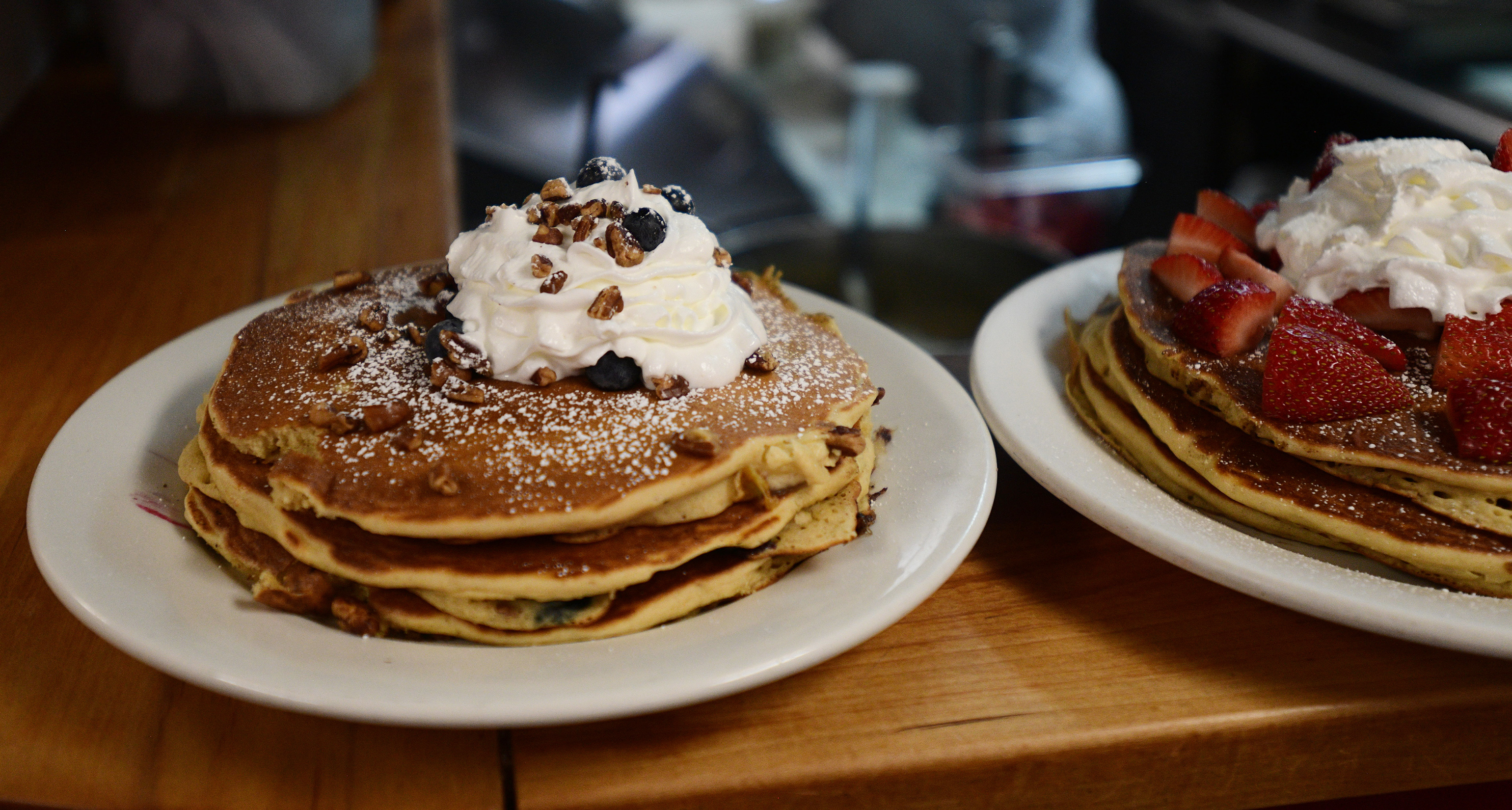 Secret ingredient makes Roxy Café's manhole cover-sized pancakes a