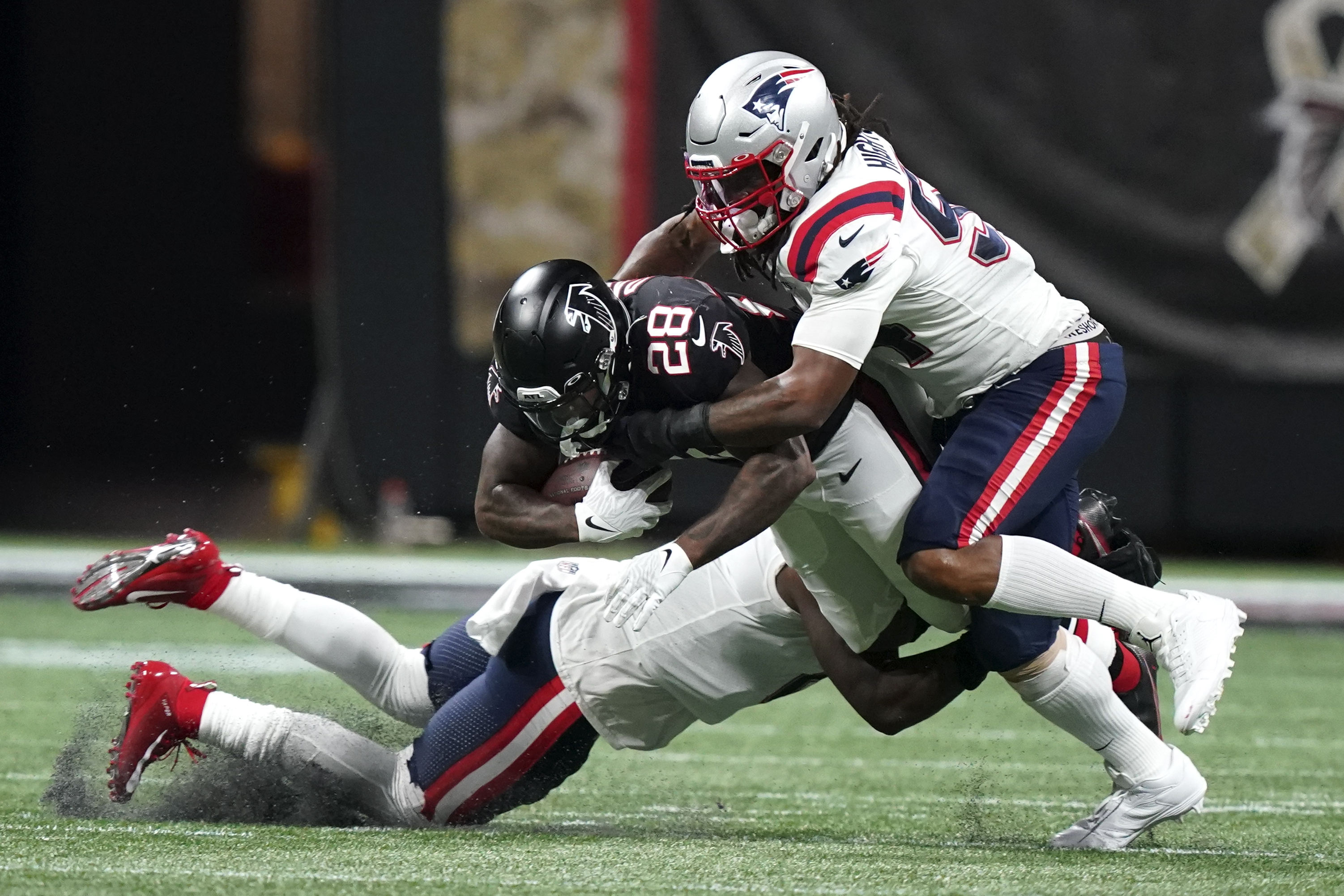 New England Patriots shut out Atlanta Falcons in Thursday Night