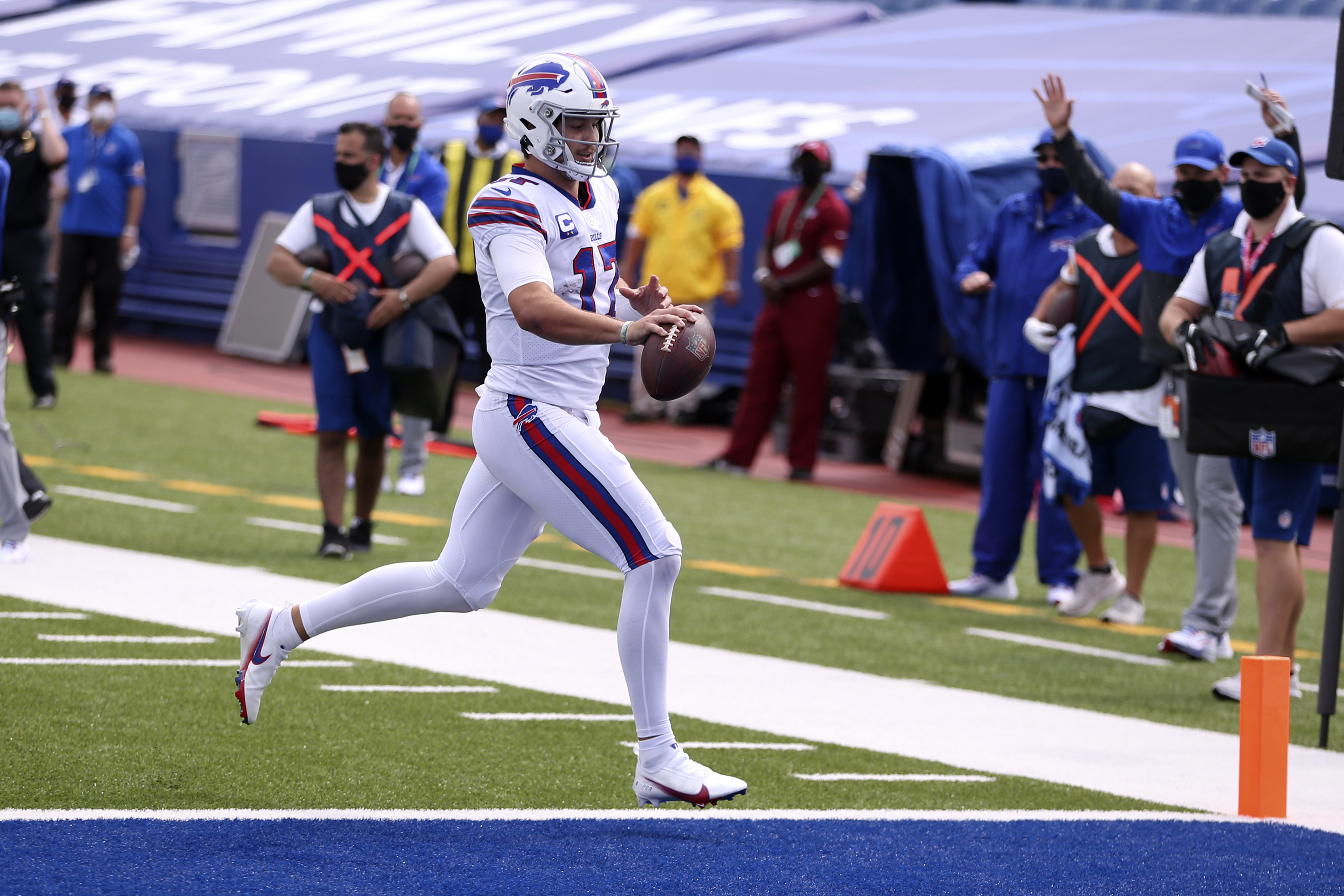 Report Card: Another A+ passing day paces Bills in big win