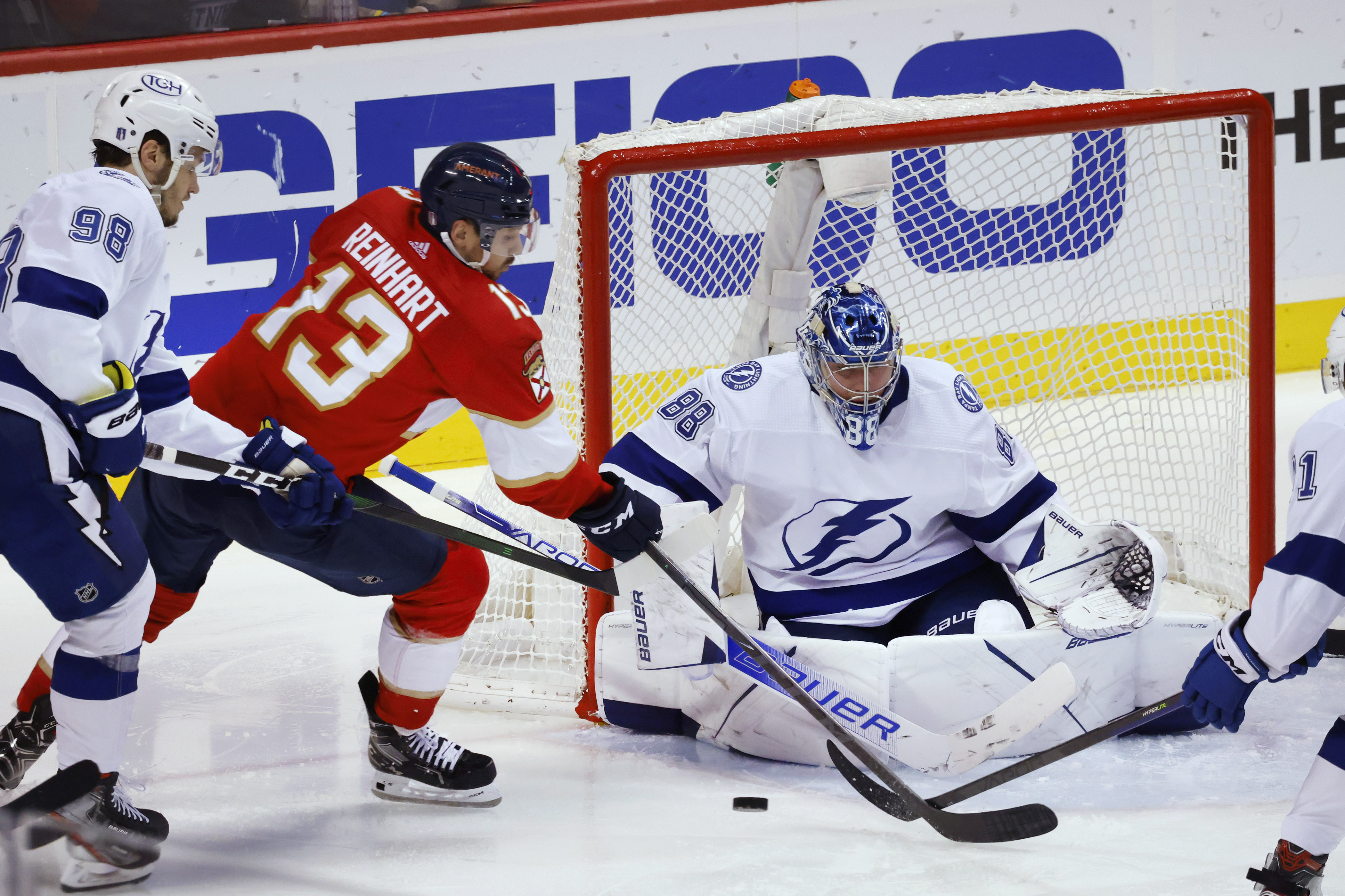 Second round: Lightning-Panthers Game 2 live updates