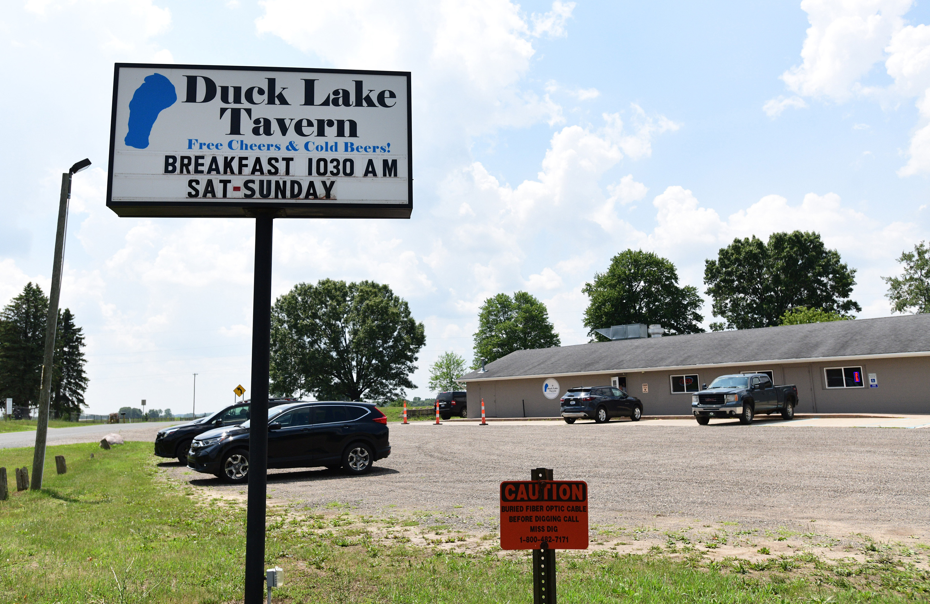 Michigan’s Best Local Eats Duck Lake Tavern