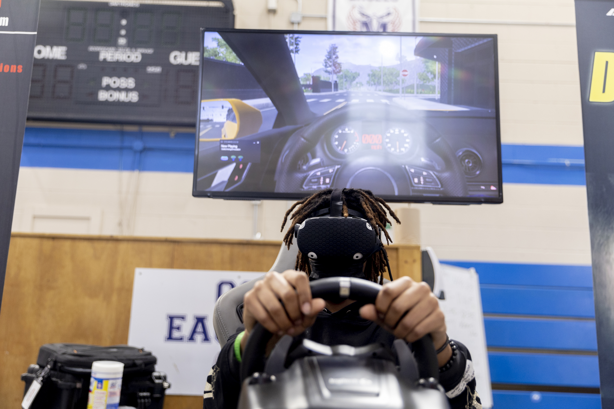 Michigan high schoolers experience impaired, texting while driving simulations