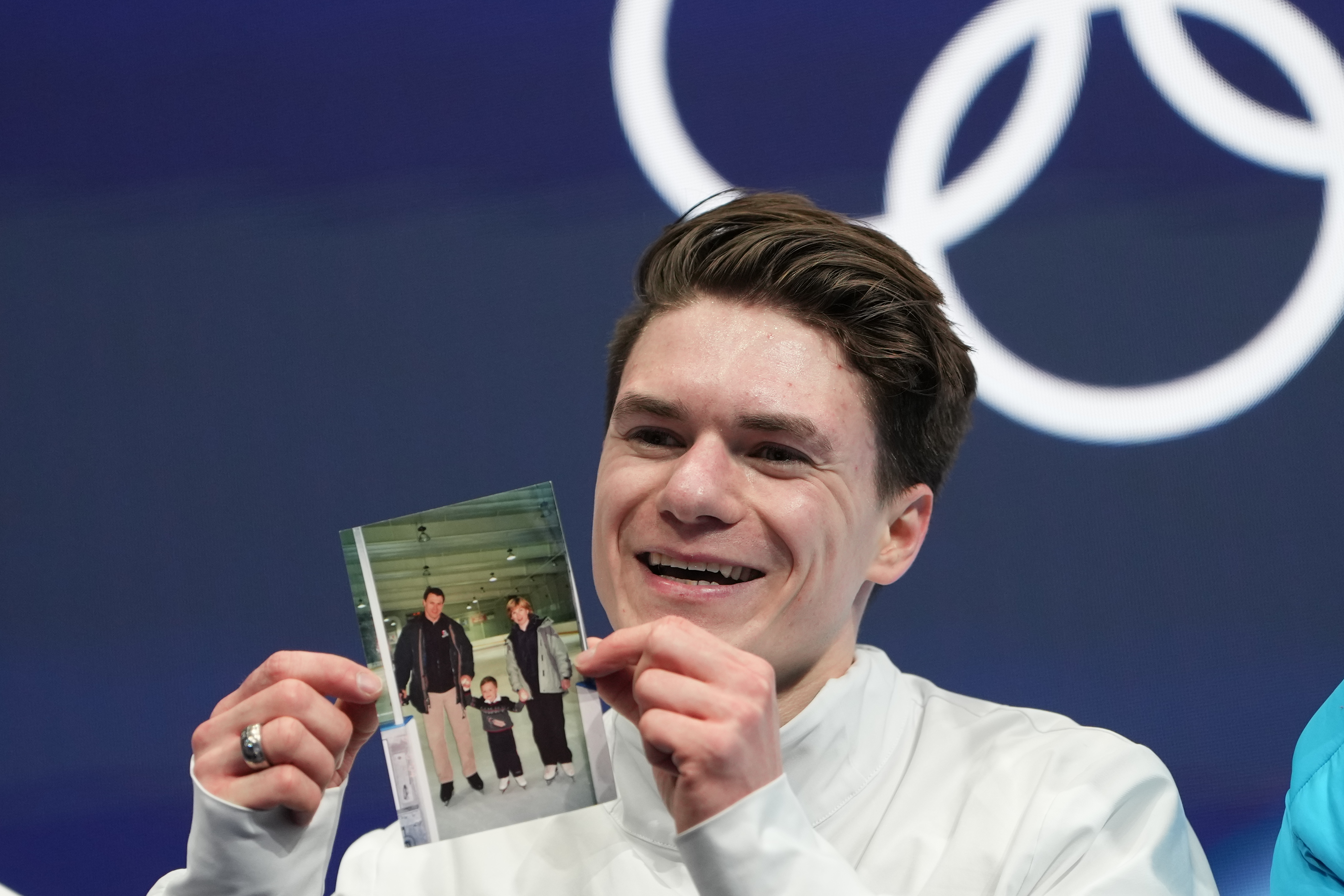 US Olympic skater Maxim Naumov honors late parents who died in