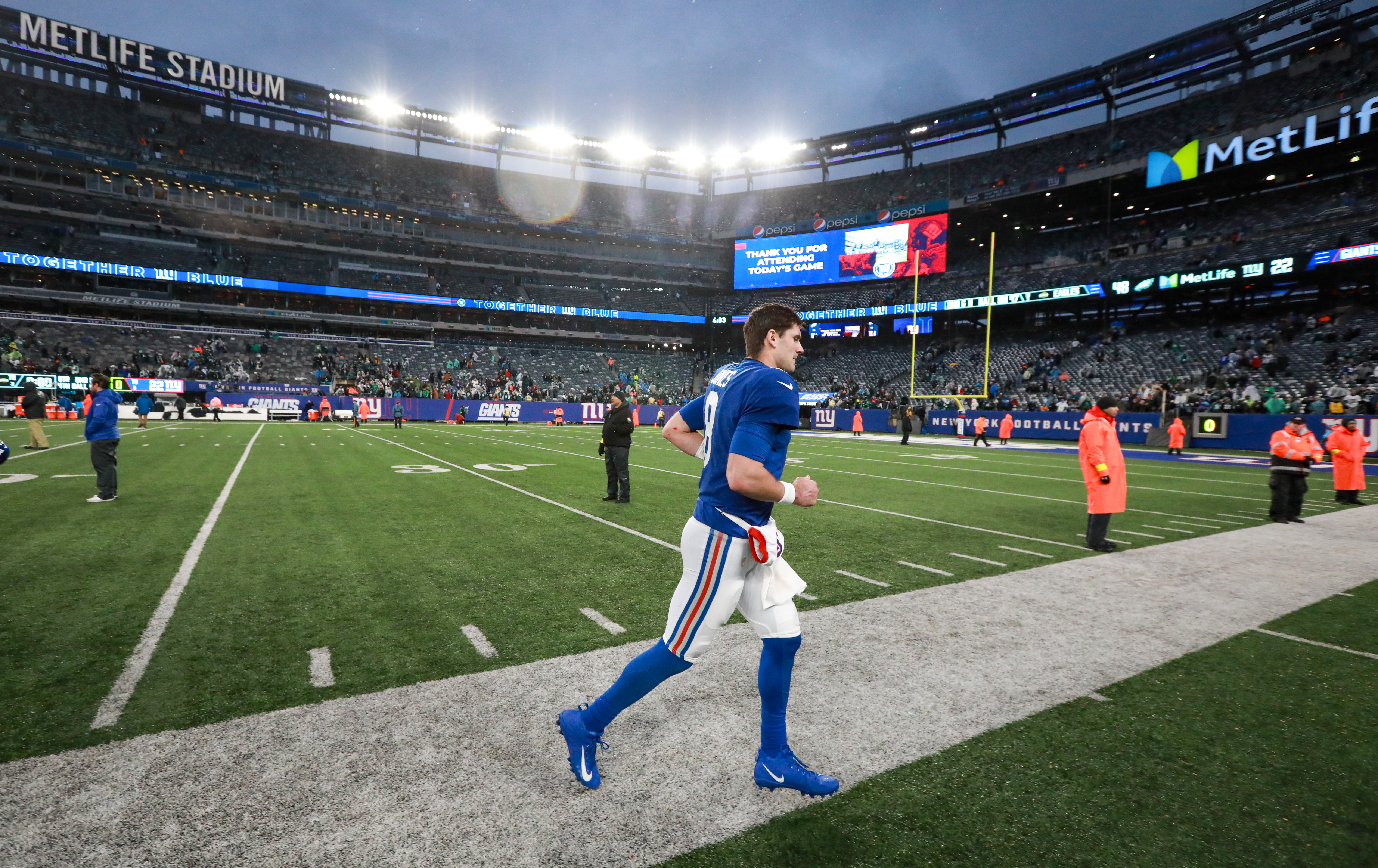 NY Giants have gone from empty seats to 'electric' home field edge