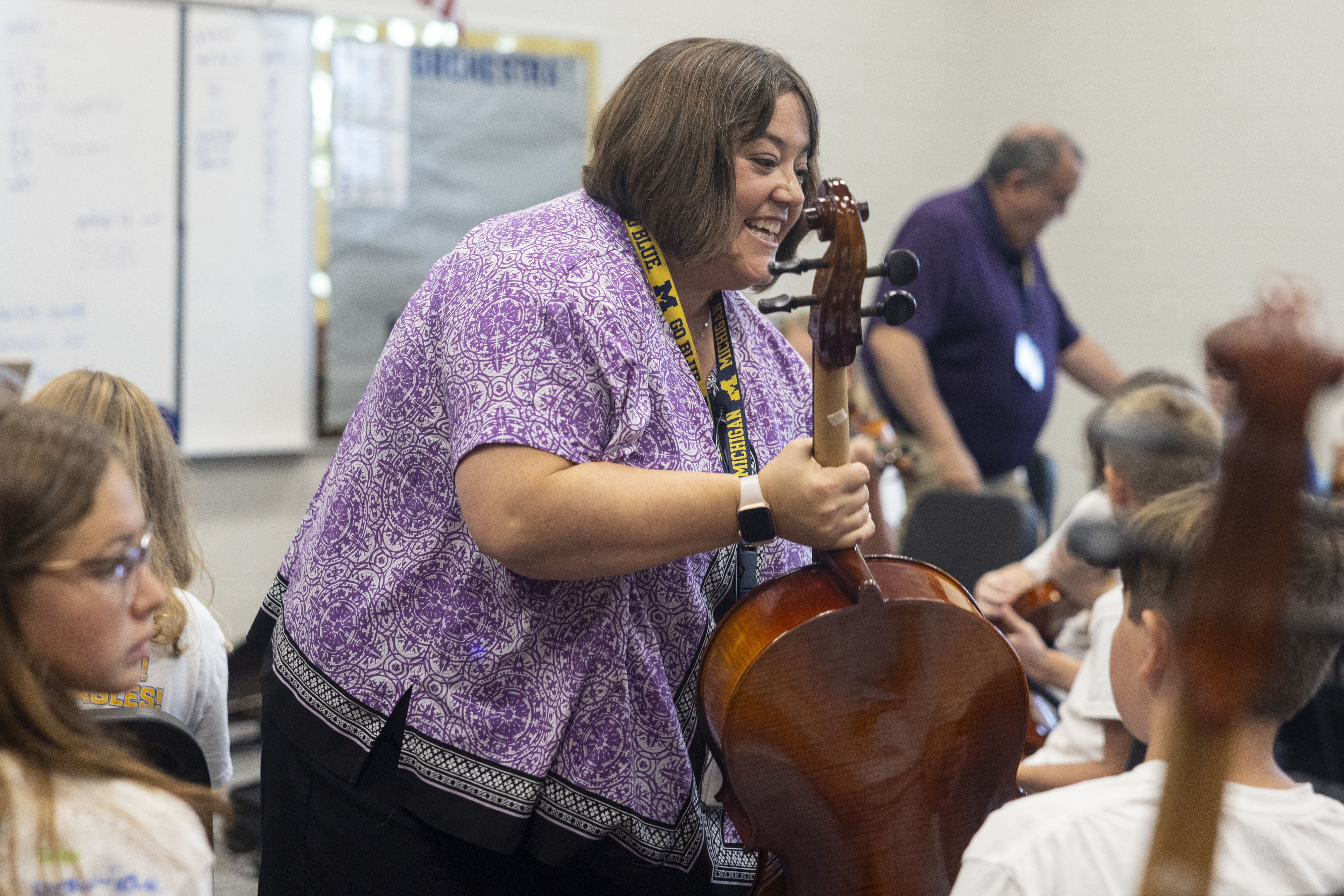 Identical twin sisters teach orchestra at Hudsonville Public Schools ...