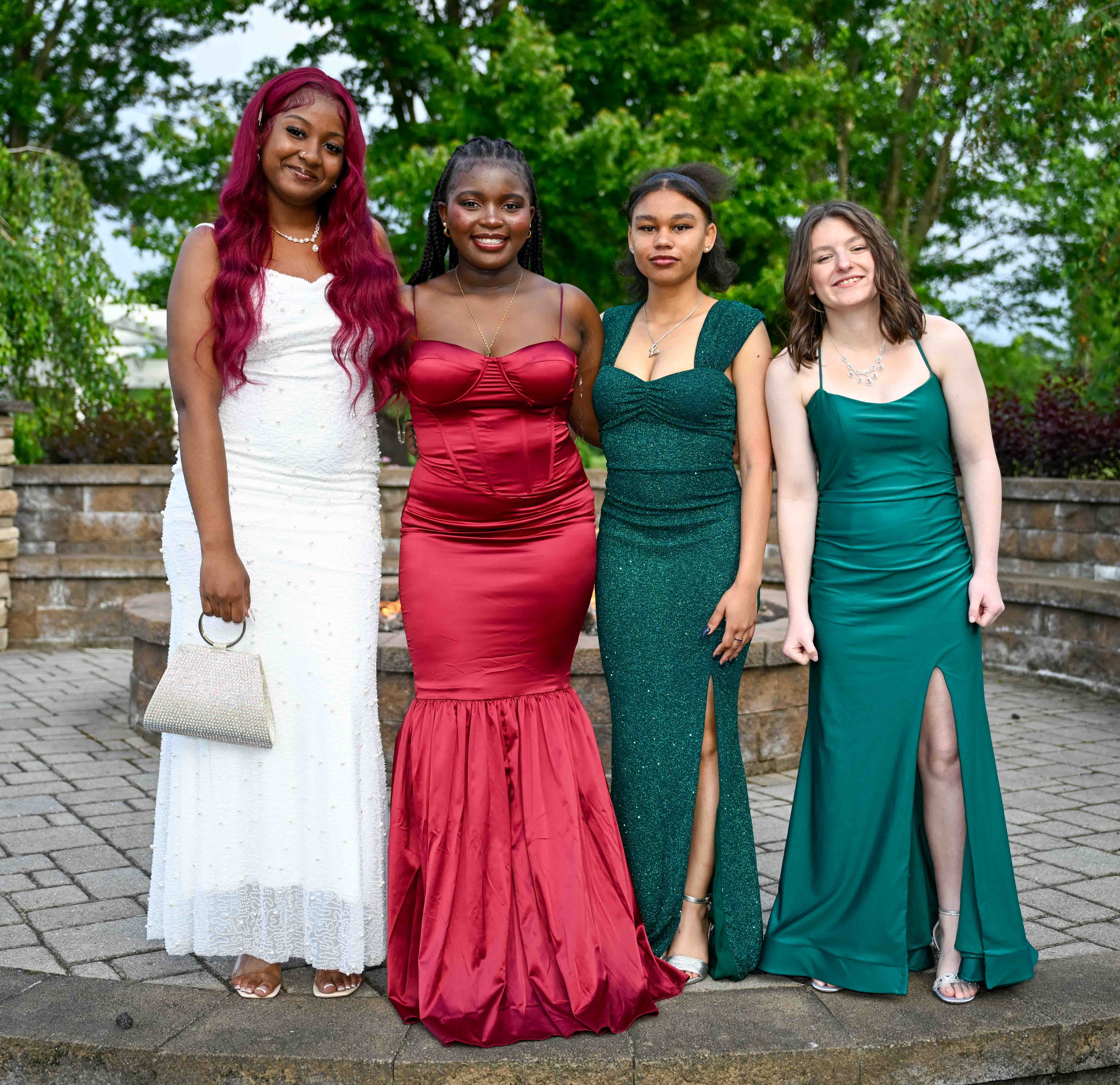 Corcoran High School senior prom 2025 - syracuse.com Corcoran High School senior prom 2025 - syracuse.com