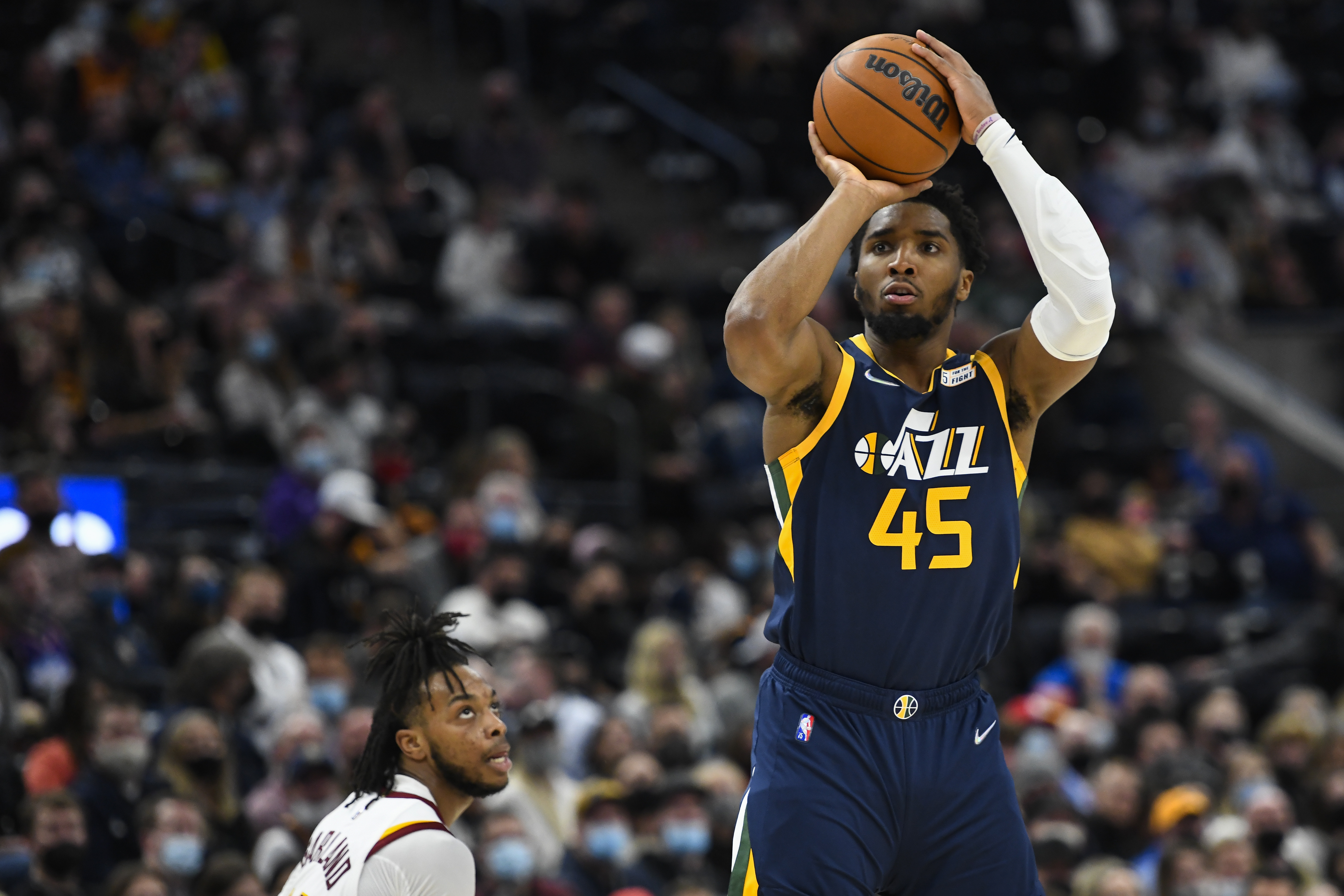 Utah Jazz trade All-Star Donovan Mitchell to Cleveland Cavaliers 