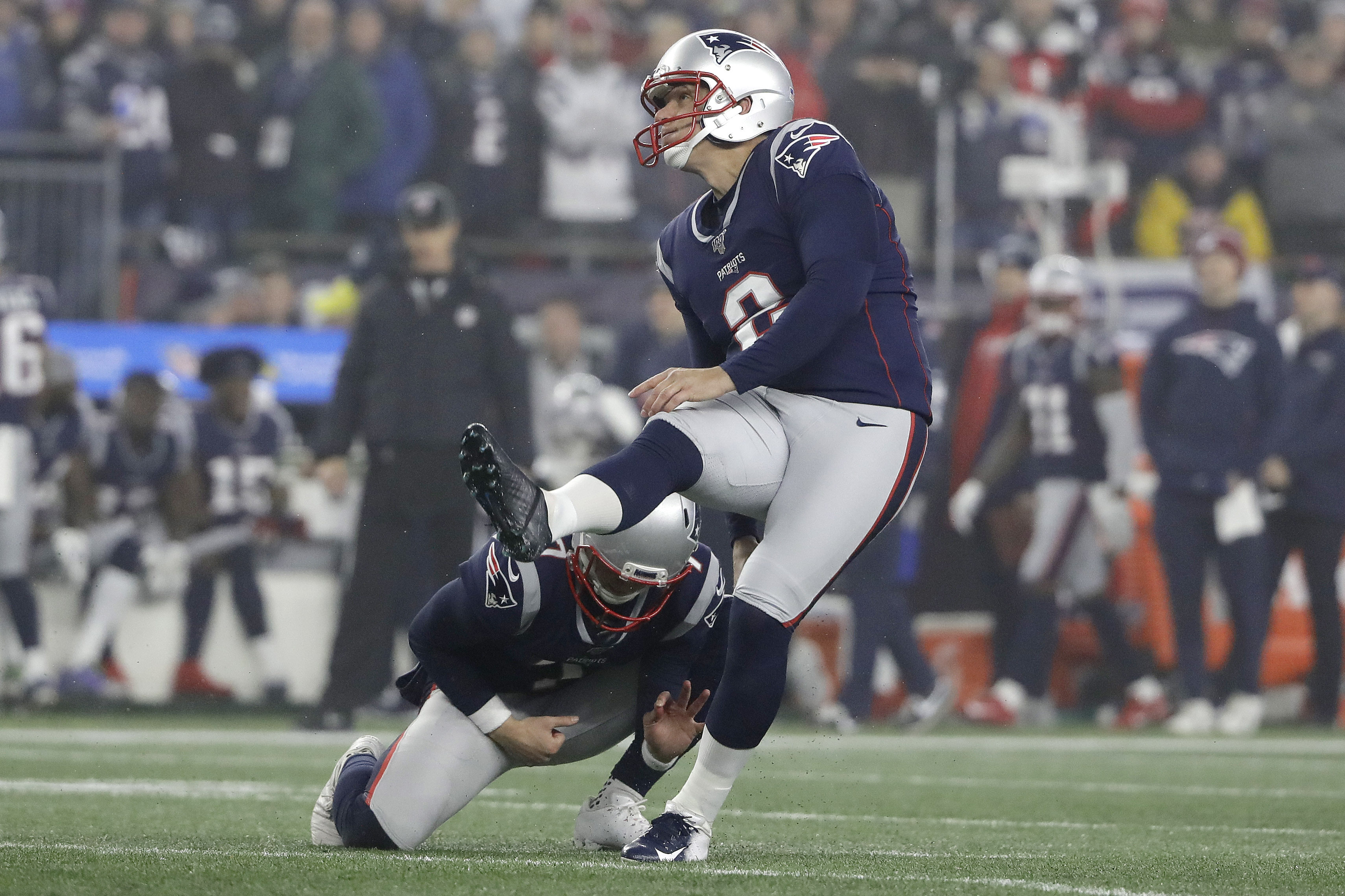 Patriots kickers Justin Rohrwasser and Nick Folk both 'NFL quality,' but  Bill Belichick won't name Week 1 starter 