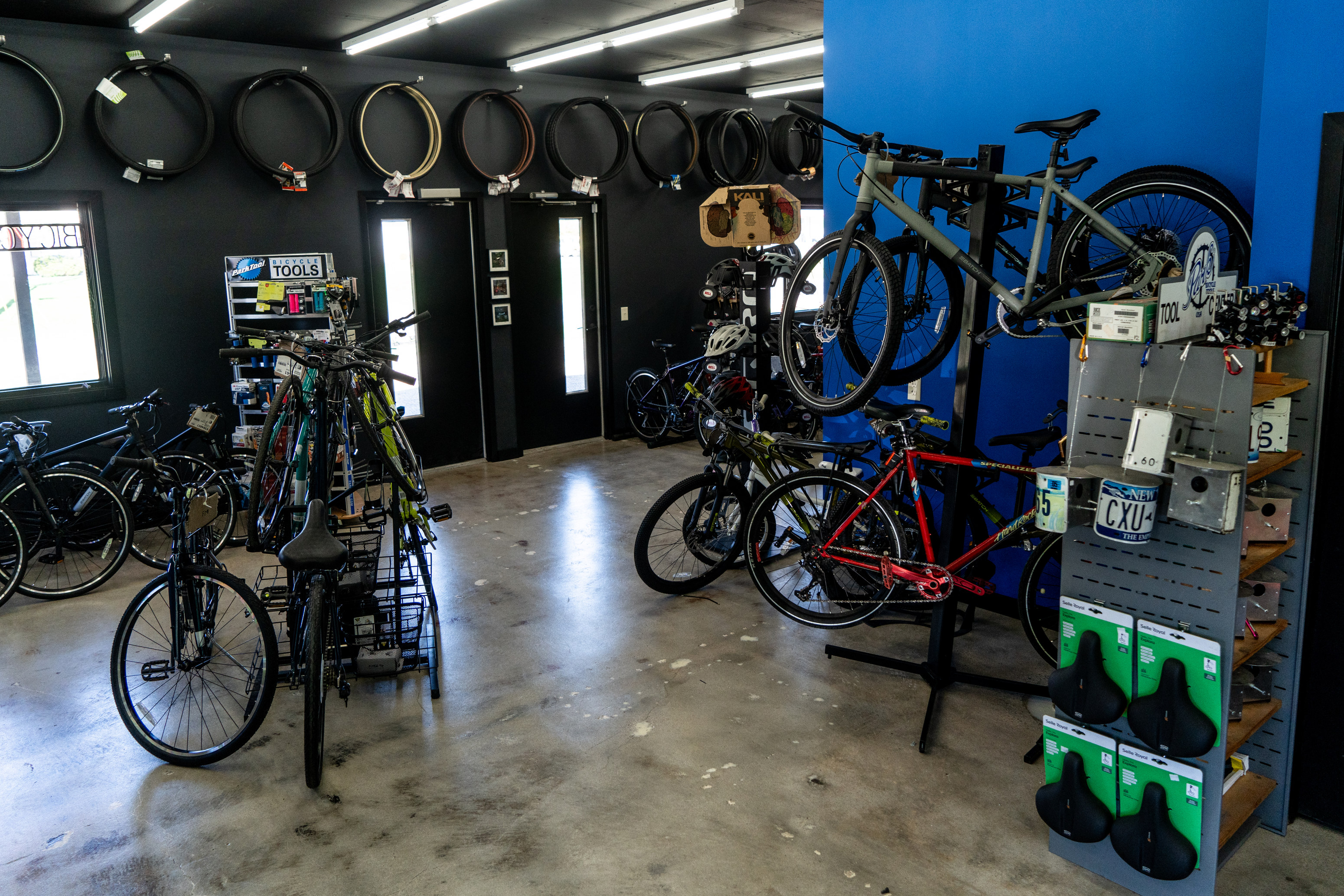 Kzoo Swift bike shop takes pride in new location
