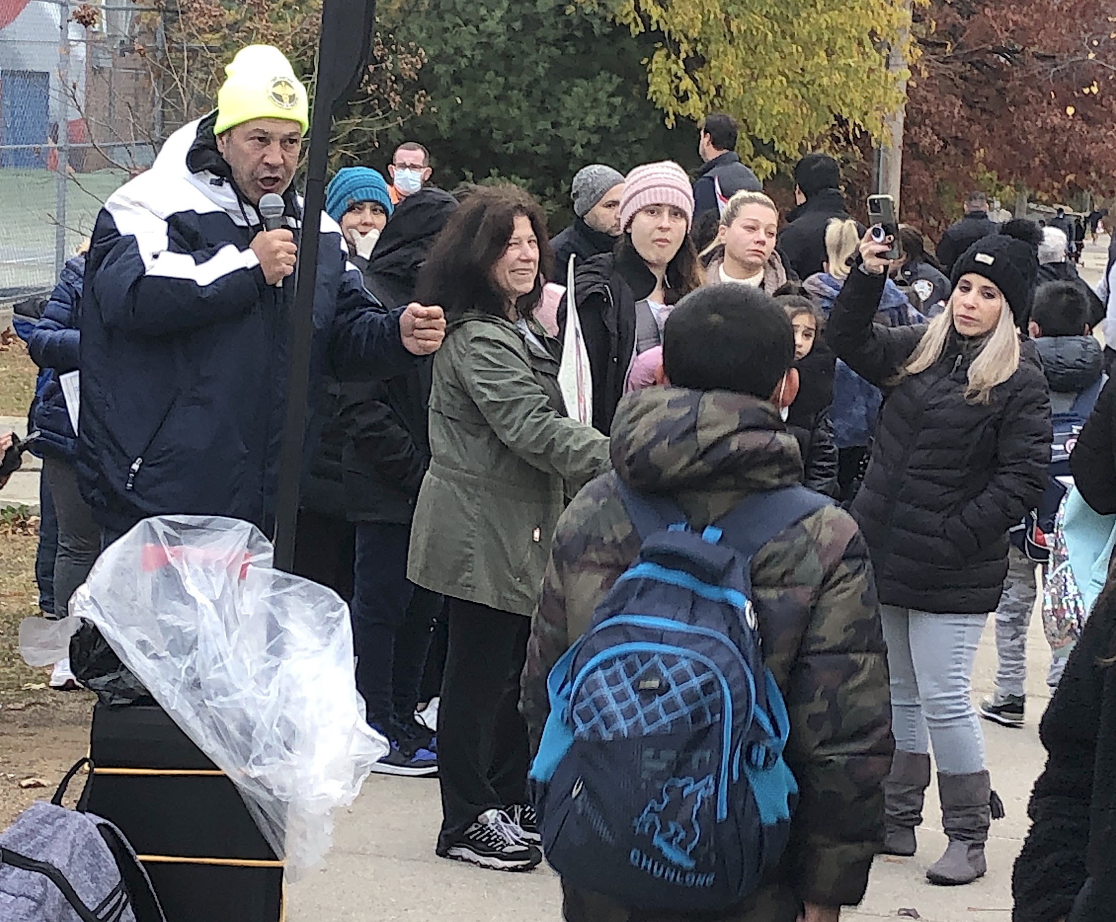 Antivaccine mandate protest at PS 56