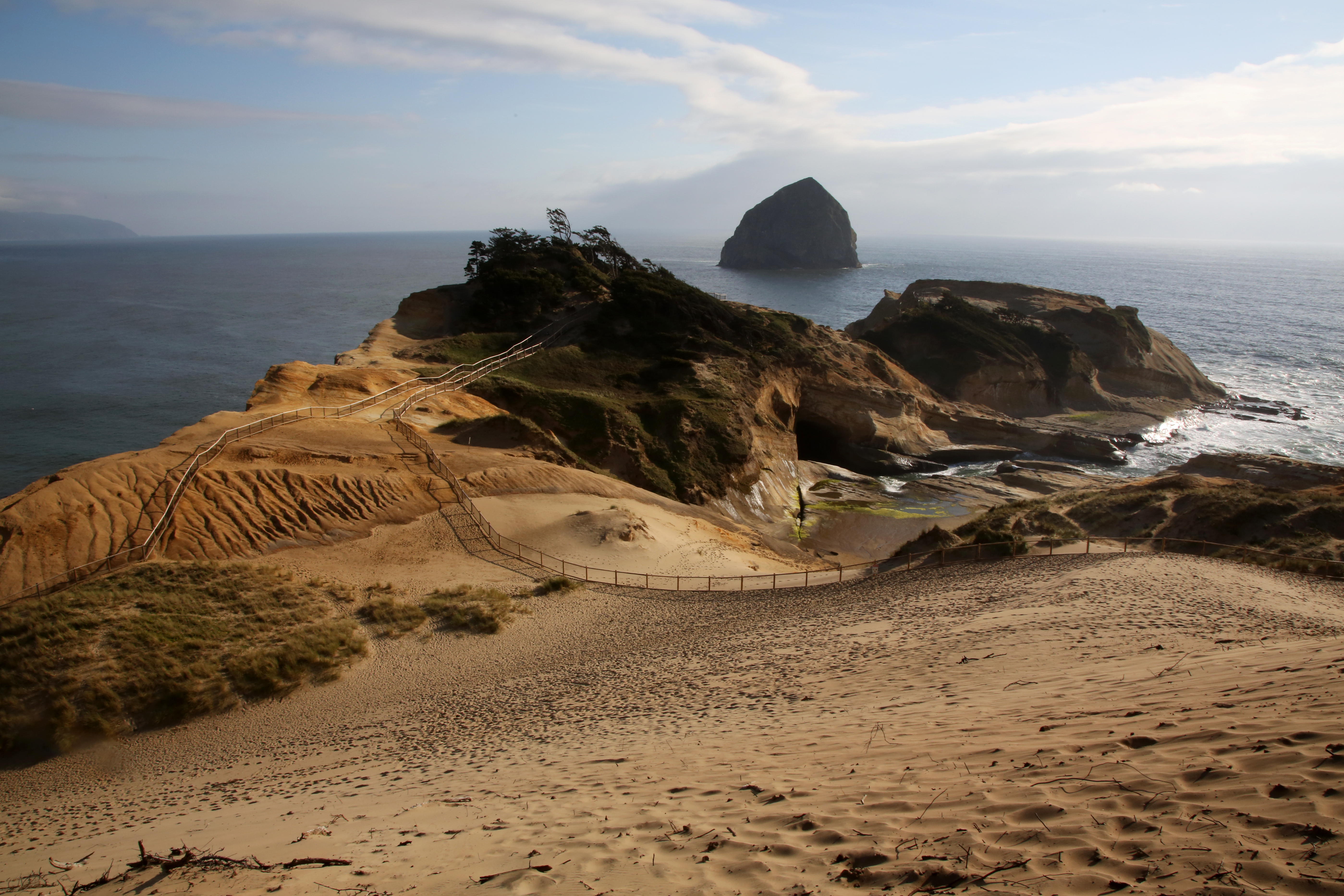 Cape Kiwanda sinkholes continue to shift, park officials warn Oregon coast  visitors 