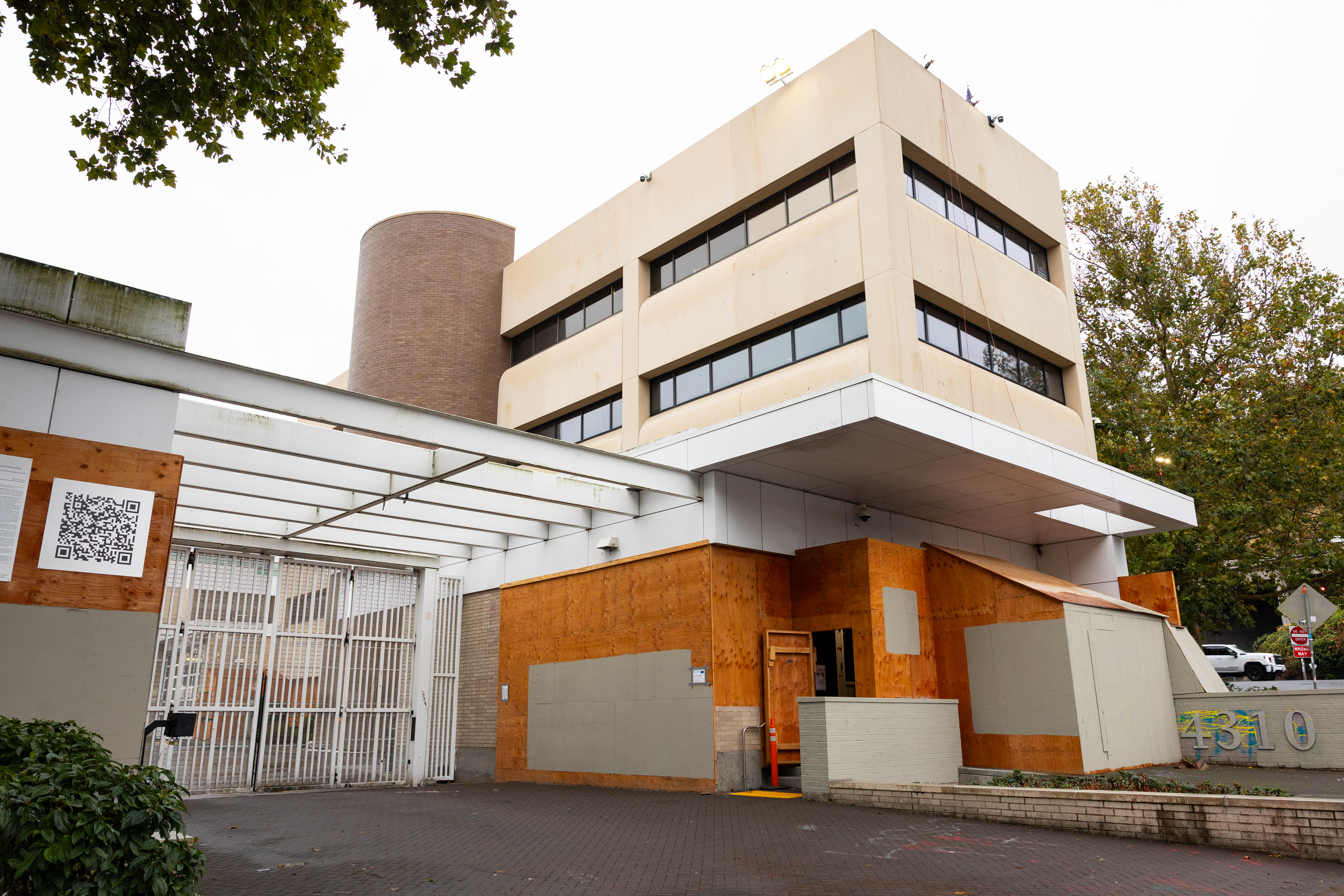WA asks judge to force Tacoma ICE facility operator to allow health ...