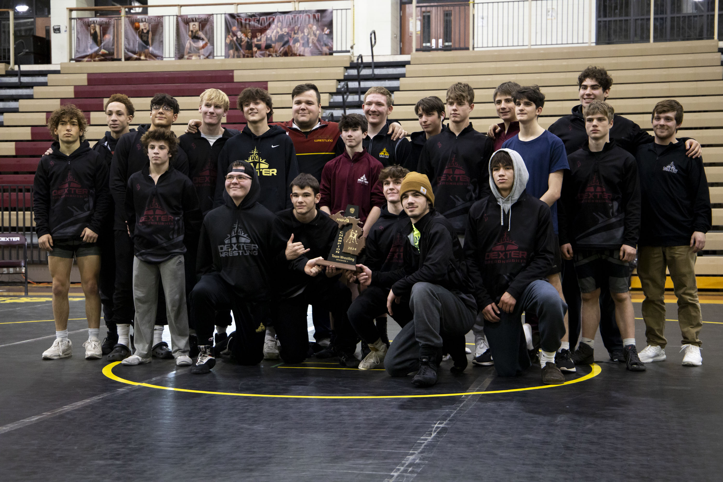 See photos from Division 1 wrestling district finals in Dexter.
